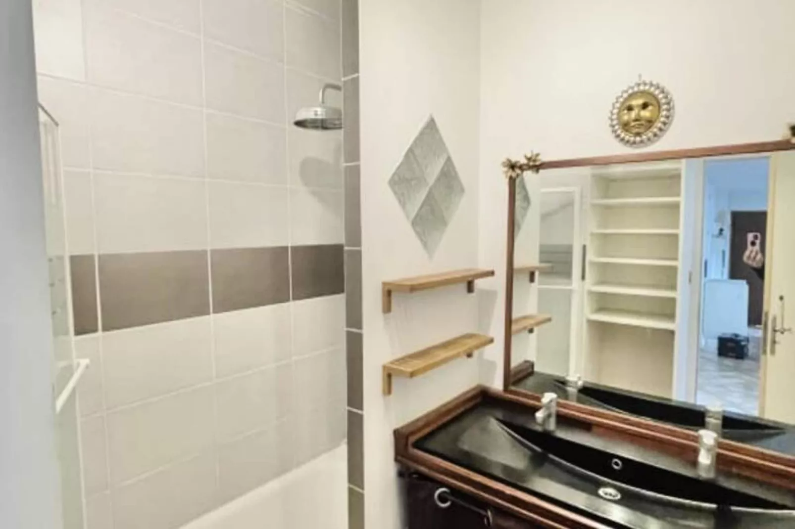 |chez Faffa 𓅂 | Spacieux T5 | Gare Sncf |-Badkamer