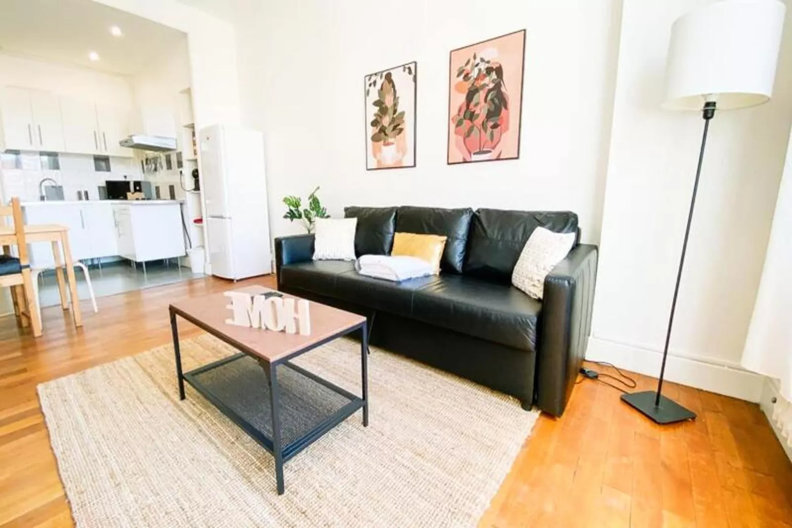 Le Berri'appart | T3 Tout &eacute;quip&eacute; | Tramway, Gare 🚡-Woonkamer