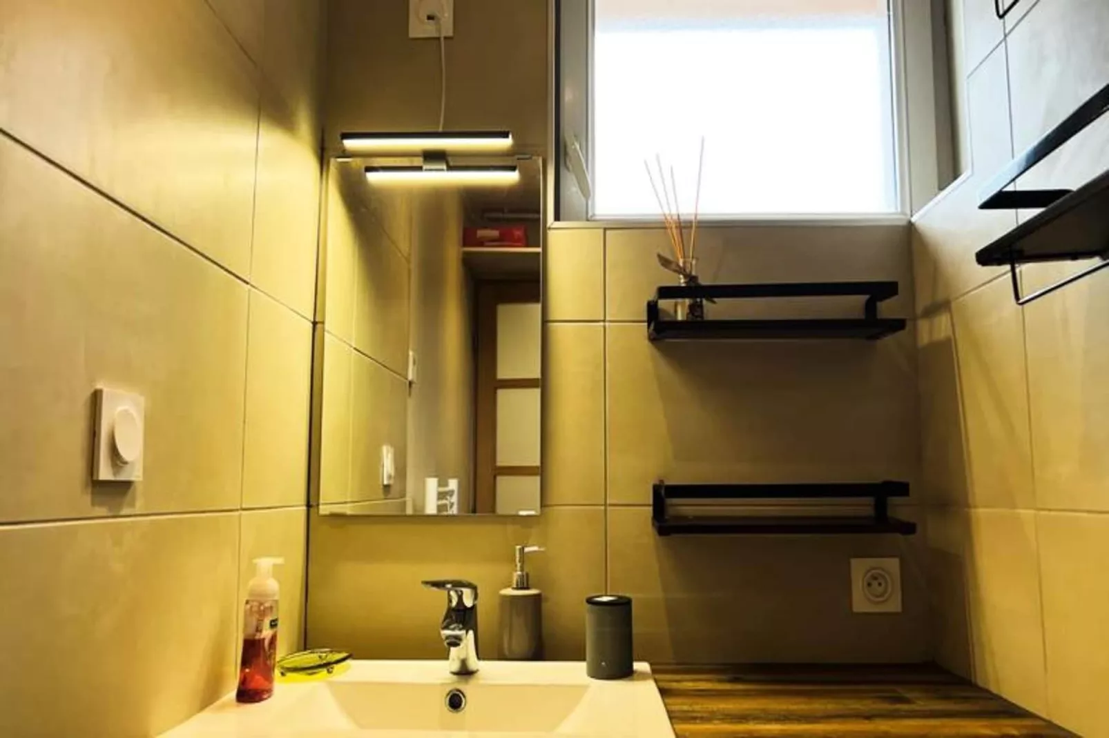 Le  Lumineux Et Confortable T4 Avec Vue🏔  - Alli&eacute;s-Badkamer