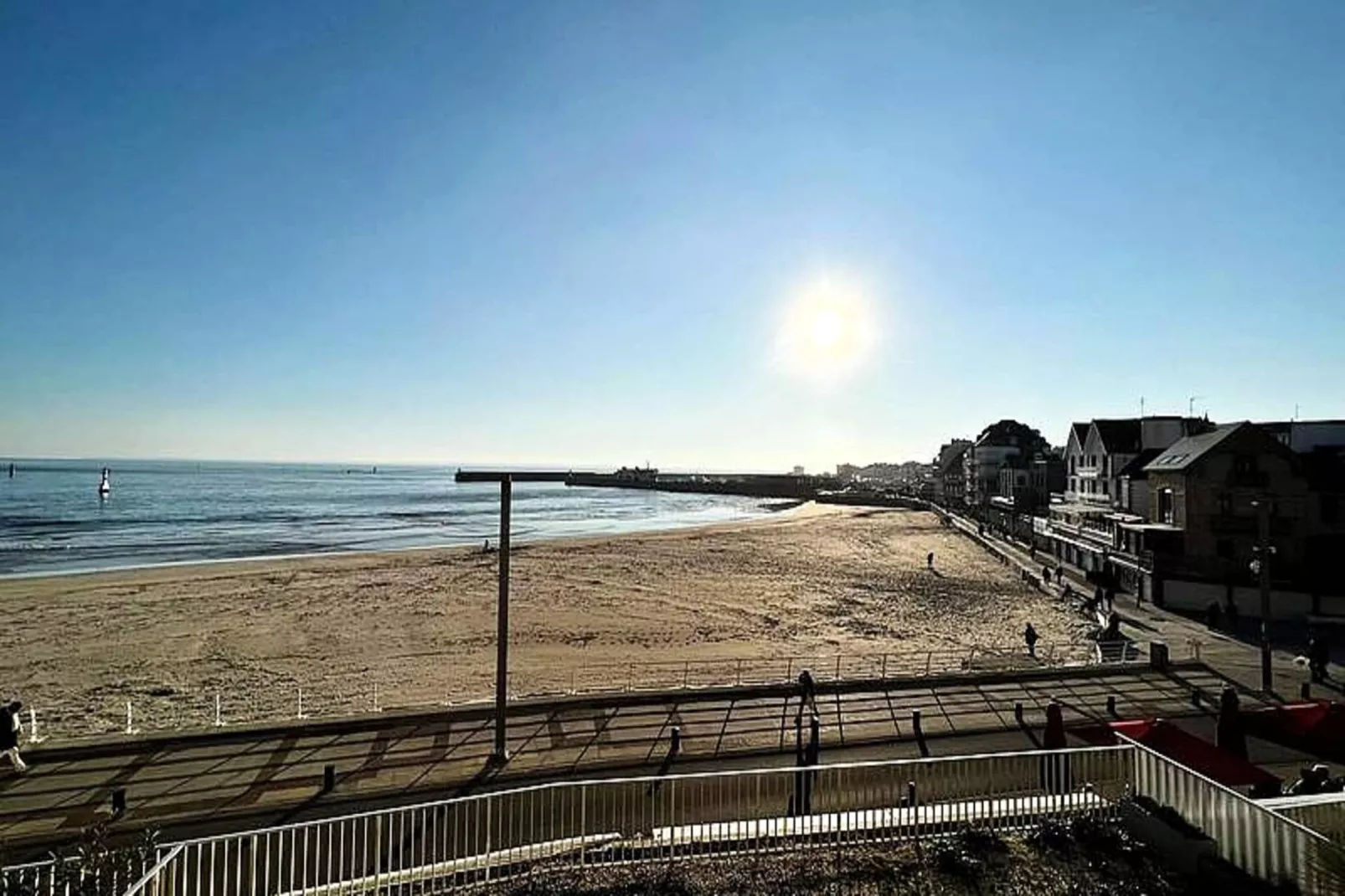 Résidence Sables D'or-Uitzicht zomer
