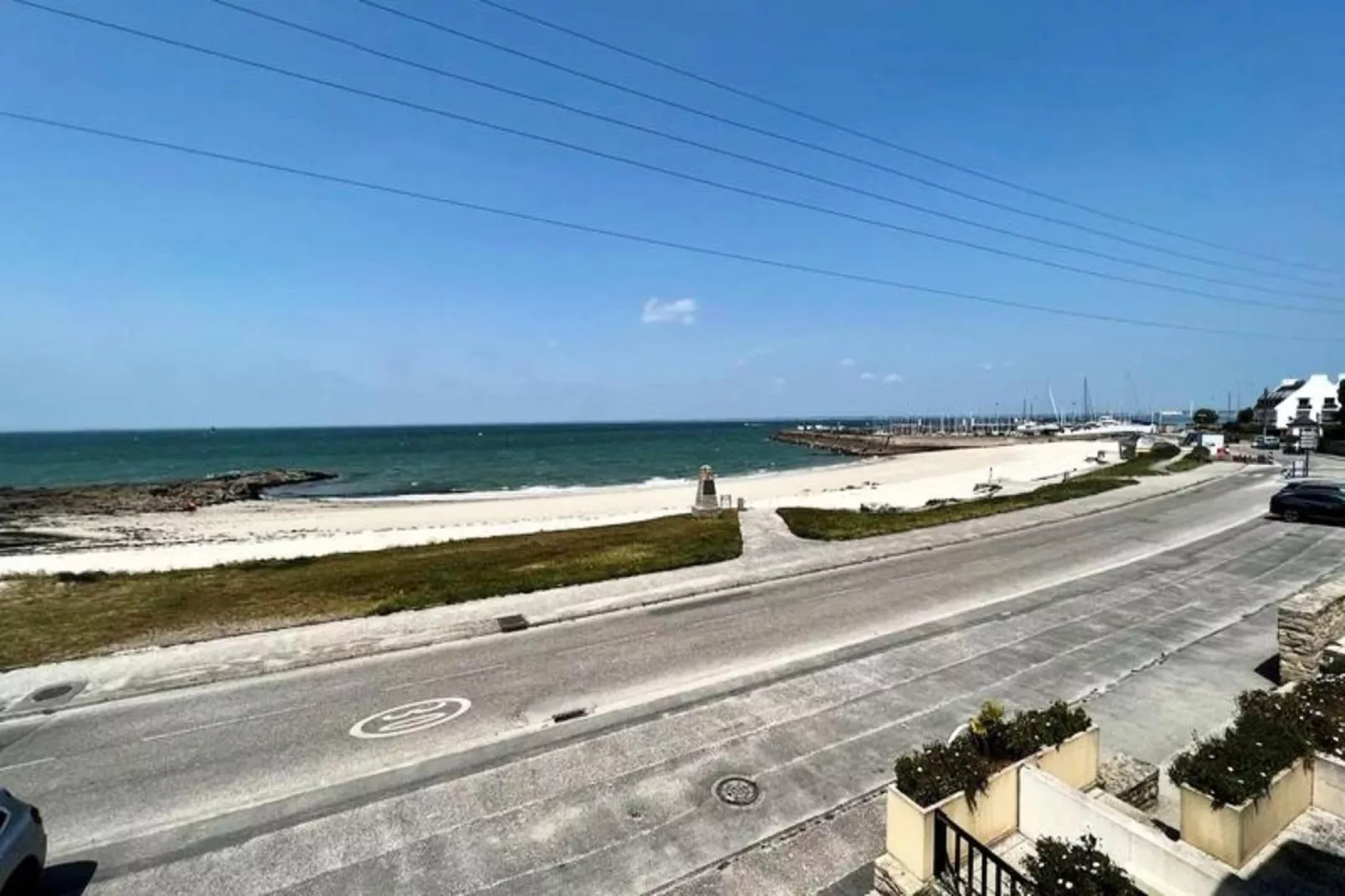 Résidence Astrida-Uitzicht zomer