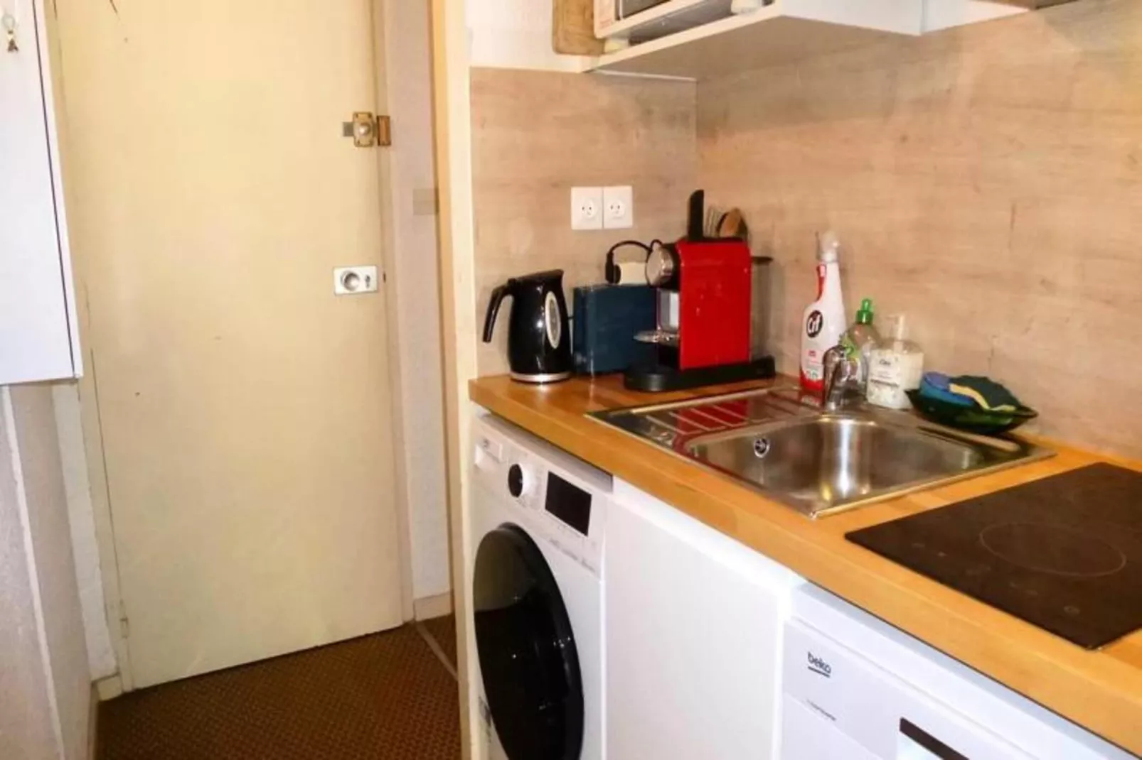 Résidence Neouvielle-Buitenkant zomer