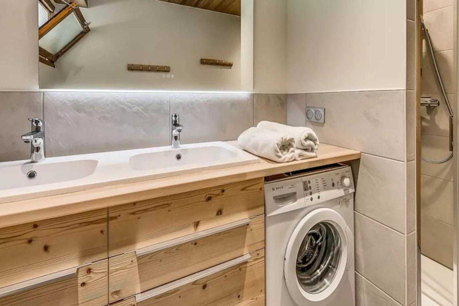 Chalet Les Lauzes-Image-tags.