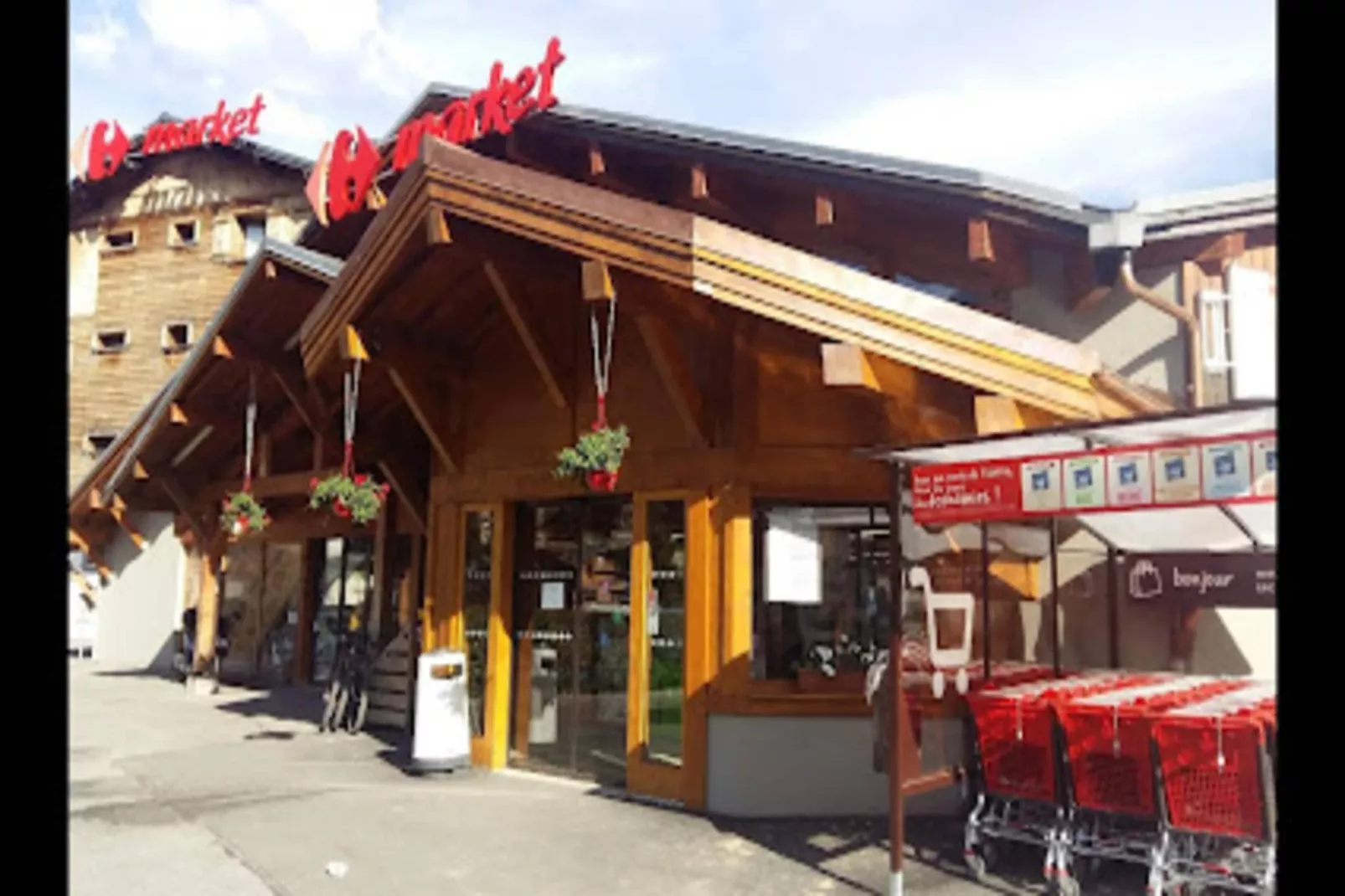 Residence Cypierre-Gebieden zomer 1km