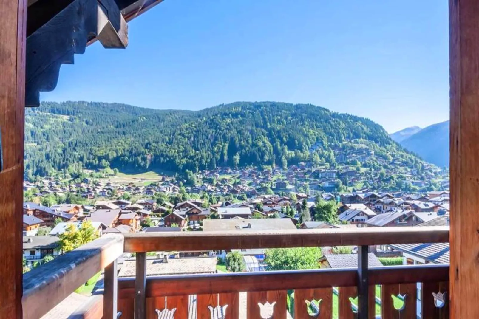 Résidence Les Cîmes-Uitzicht zomer