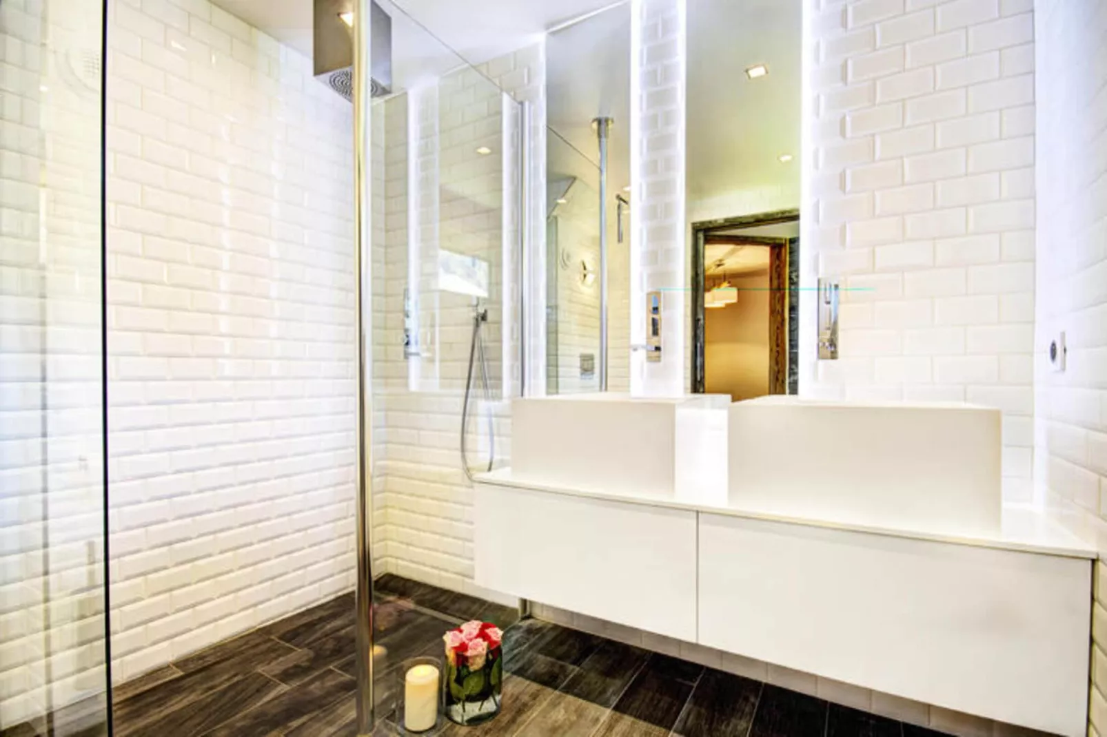 Résidence Lolana-Badkamer