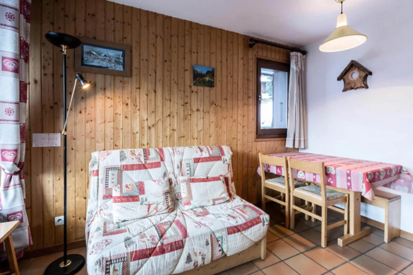 Résidence Domanial A-Buitenkant zomer