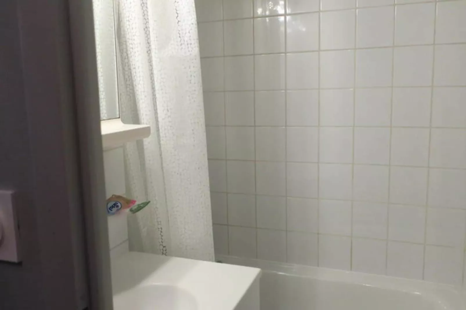 Résidence Les Jonquilles-Badkamer