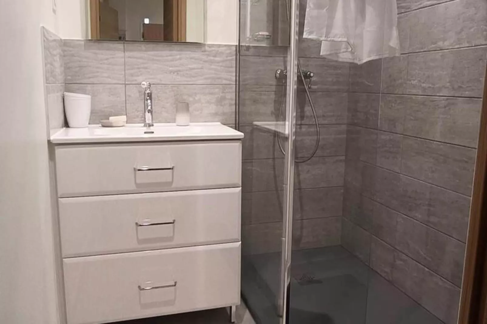 Résidence Grand Sud-Badkamer