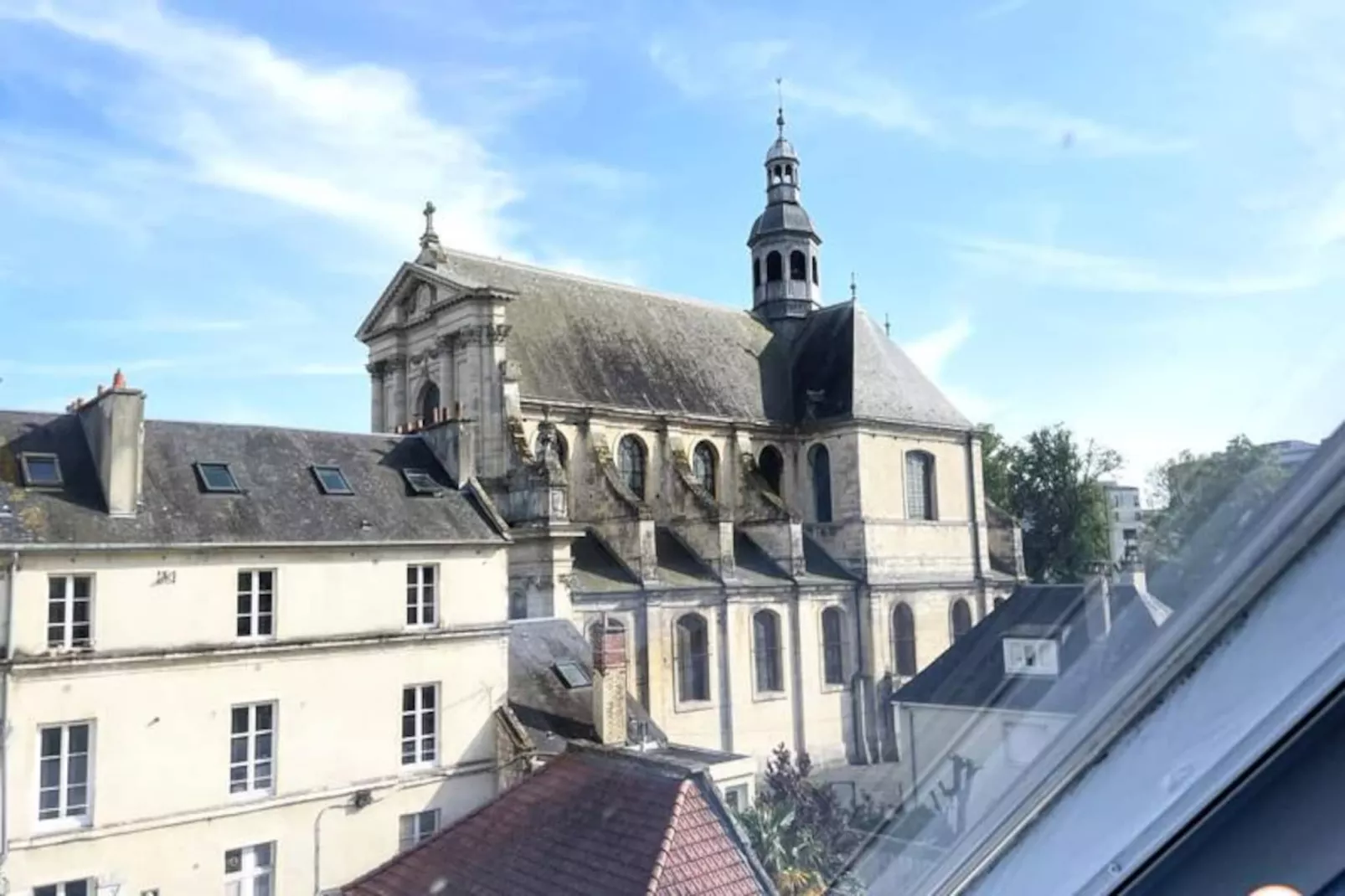 🏺le St-laurent - Magnifique Triplex - Calme-Image-tags.