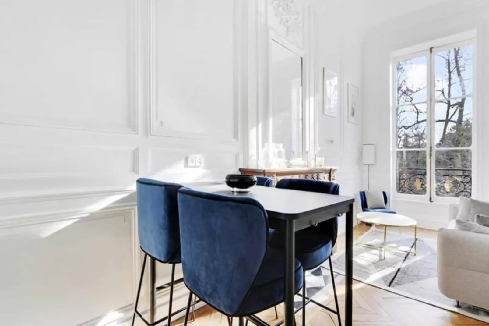 Maison Labruy&egrave;re - Royal Garden Suite-Buitenkant zomer