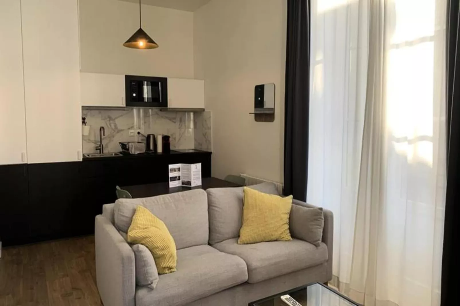 Appartement Aux Prestations Cozy Et Moderne En Hypercentre Pour 4 Personnes-Buitenkant zomer