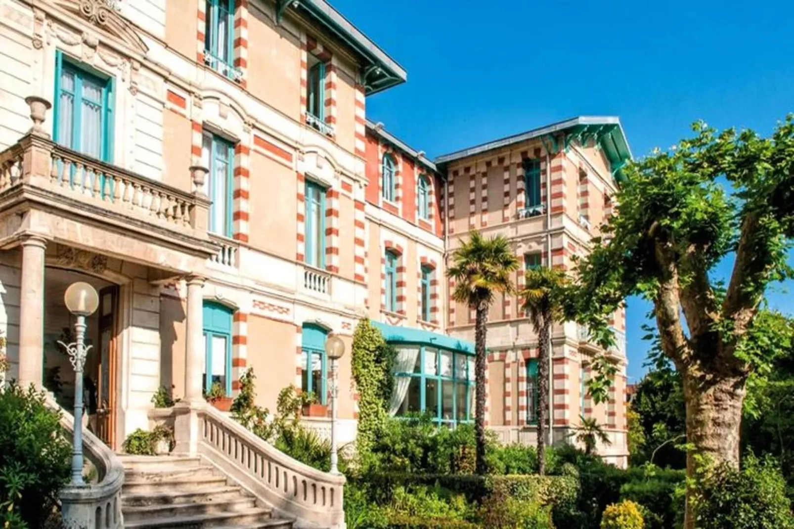 Résidence Villa Régina - Vacances Bleues-Buitenkant zomer