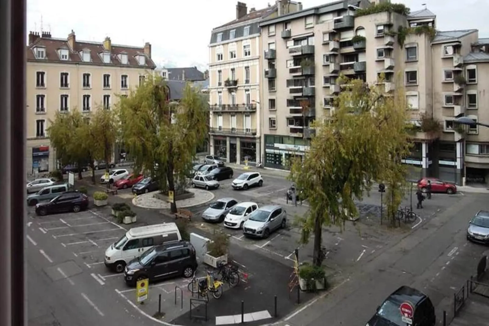 | Le Fantasque💃🏻| Hyper-centre, Commerces &agrave; Proximit&eacute; | T2-Uitzicht zomer