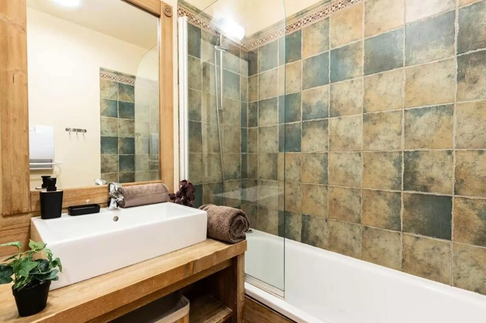 Résidence Cami Real-Badkamer