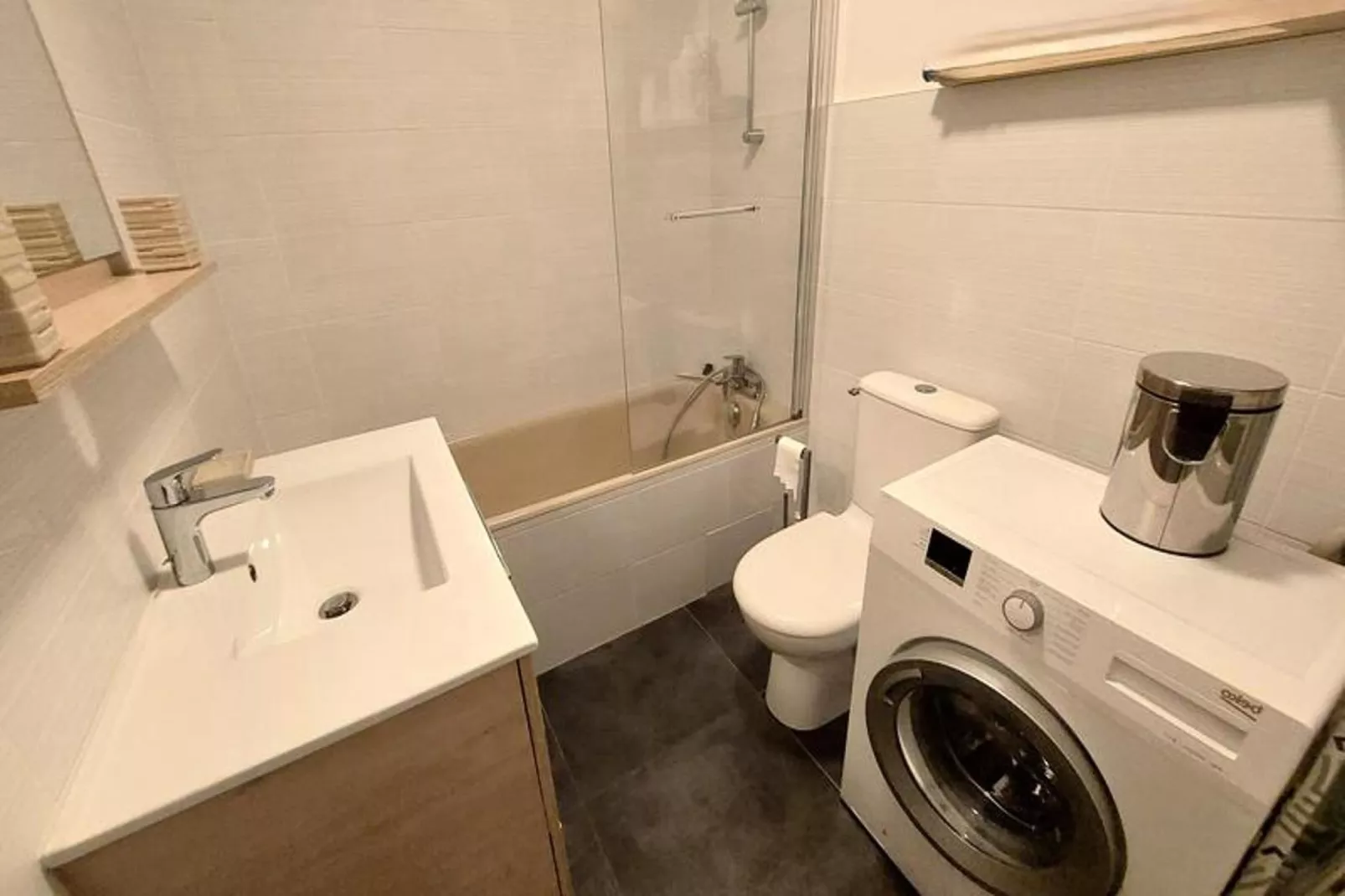 Résidence Le Commodore-Badkamer