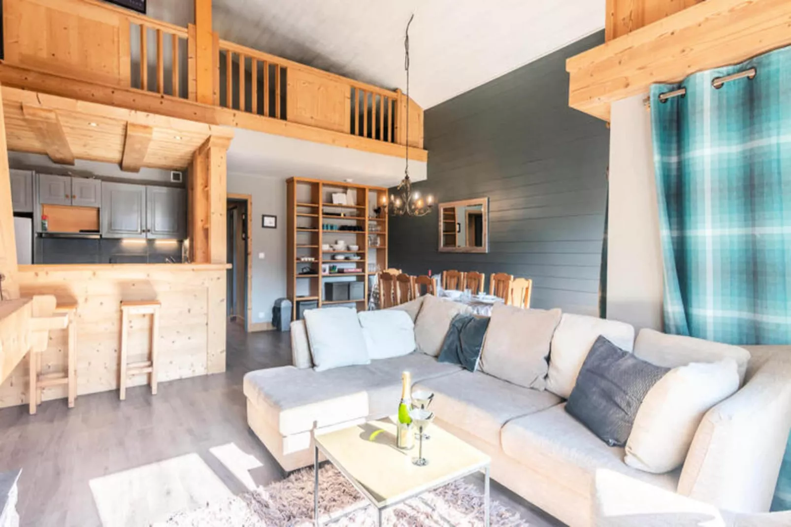 Résidence Les Cordettes-Buitenkant zomer