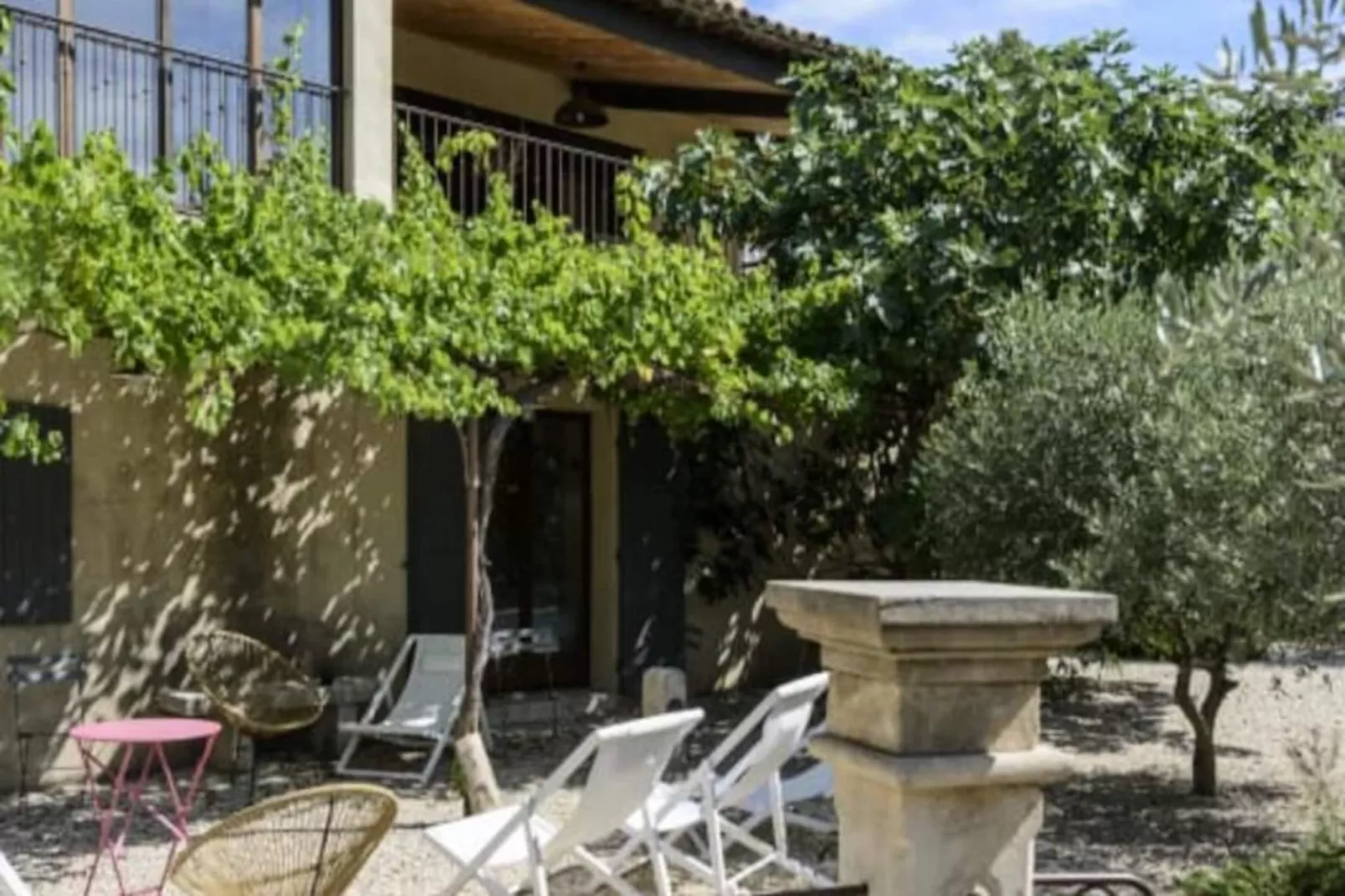 Les Gardis, Votre Refuge Id&eacute;al En Provence.-Image-tags.