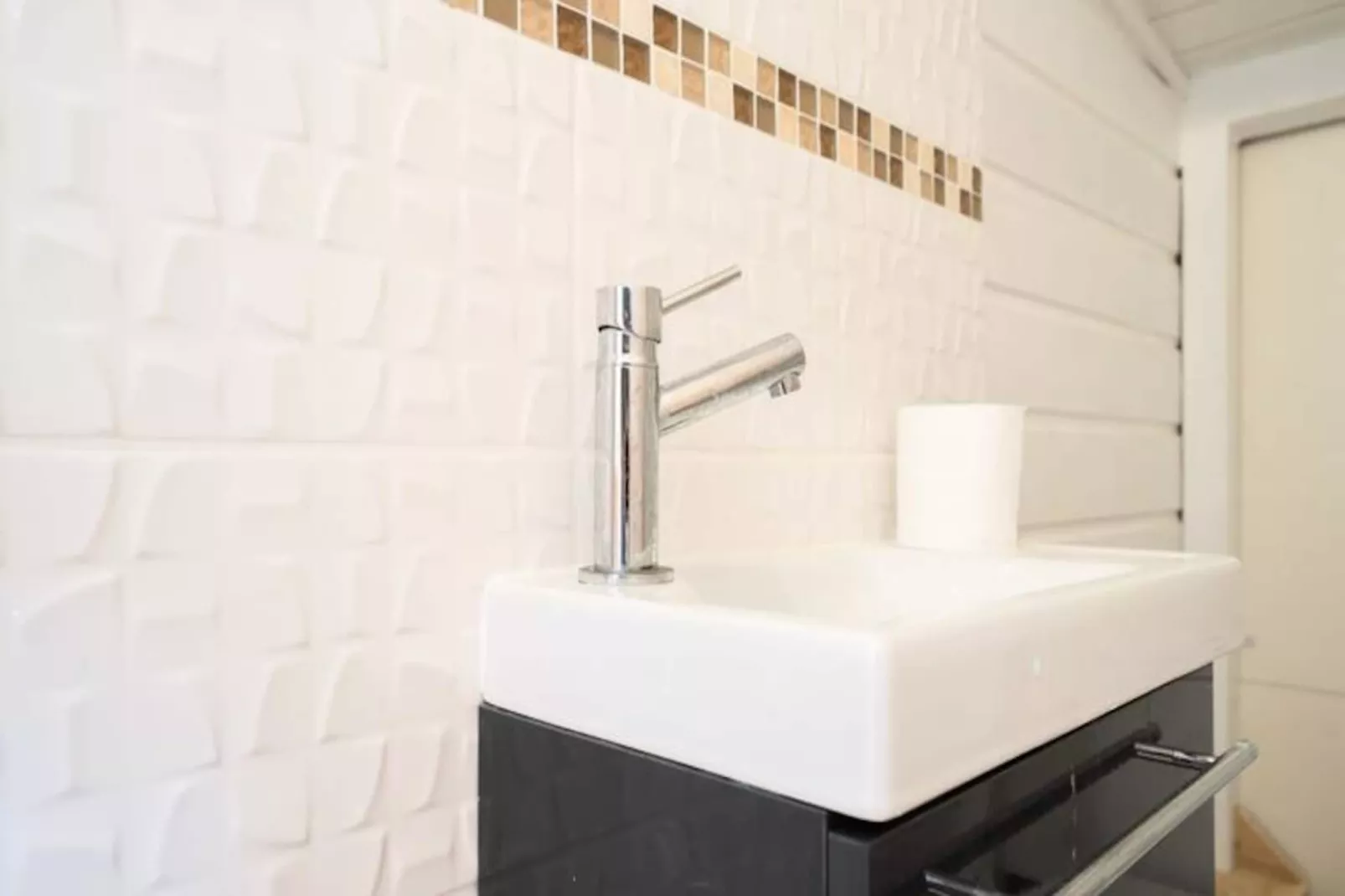 Villa Sun And Sea-Image-tags.