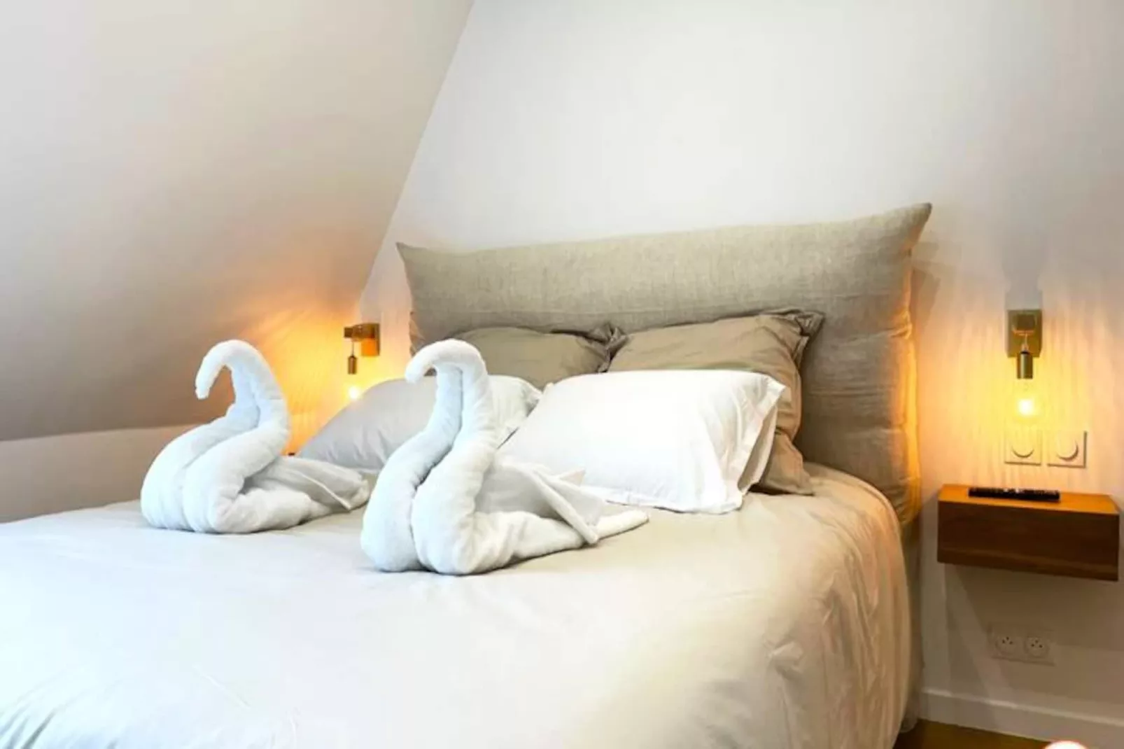 🌅  Le Petit Palais - 50m Plage - Vue Mer Et Campagne-Image-tags.