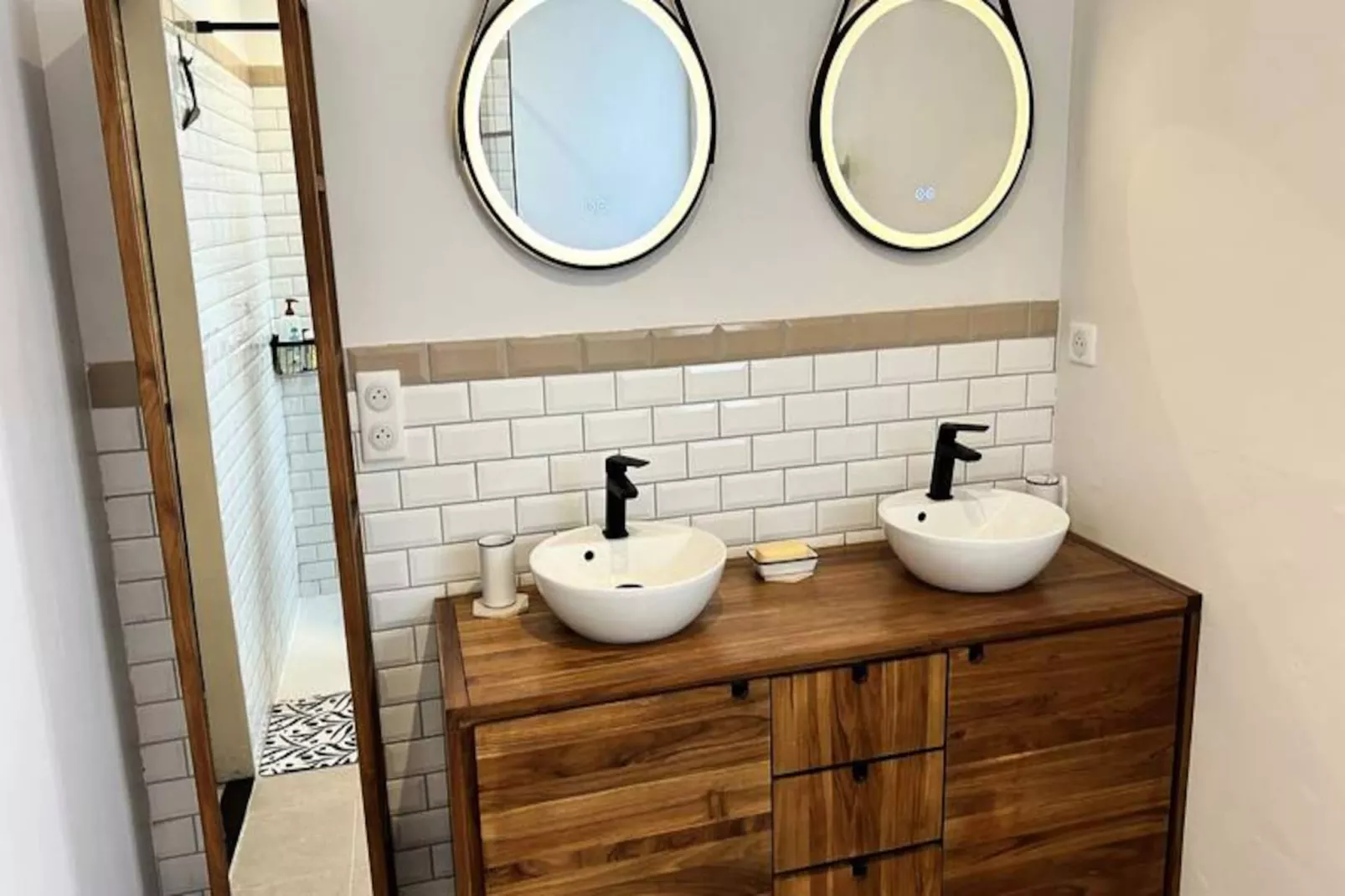 Résidence 957-la Bouillie-Image-tags.