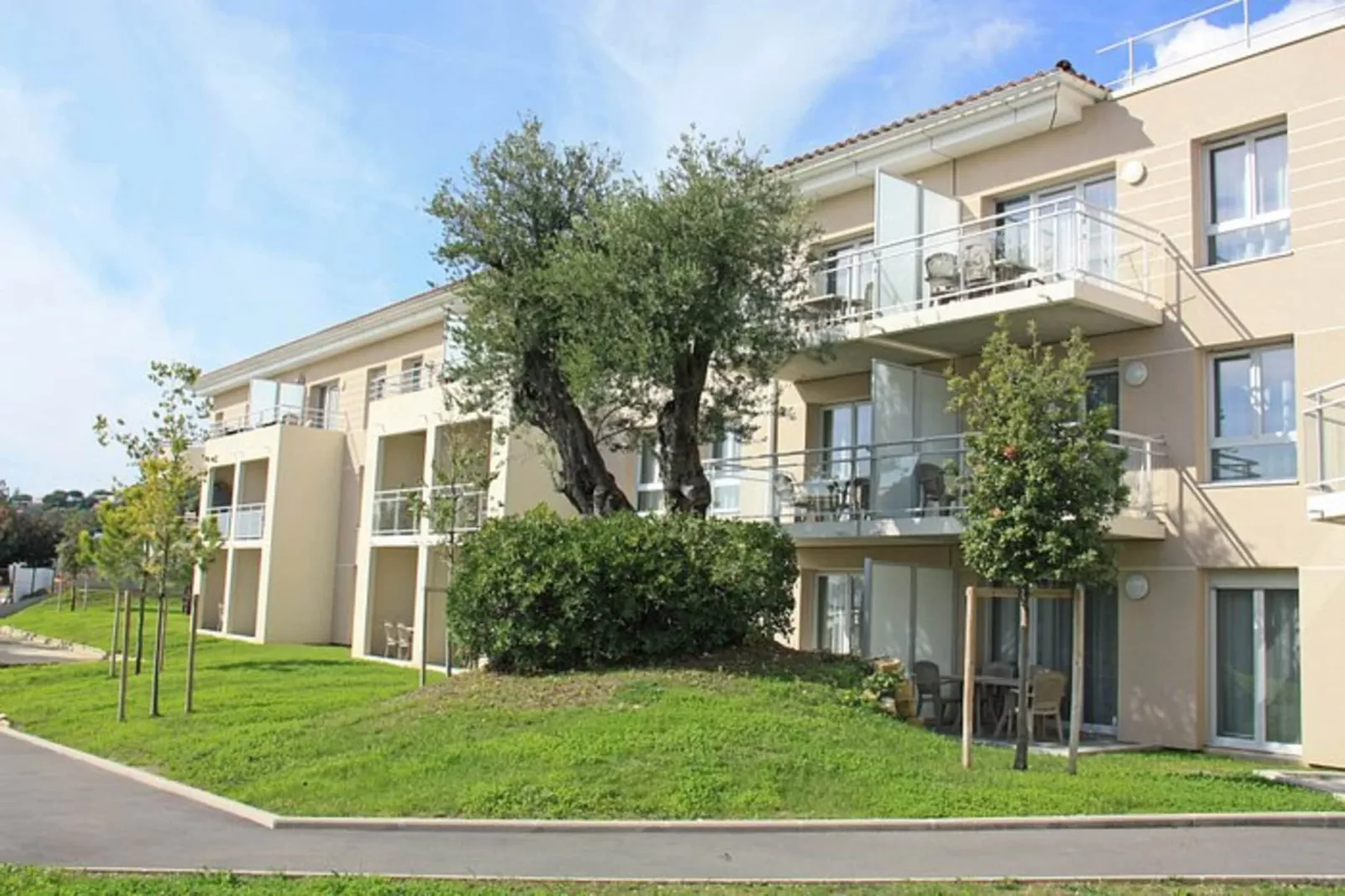 Résidence Les Jardins De La Baronnies-Gebieden zomer 5km