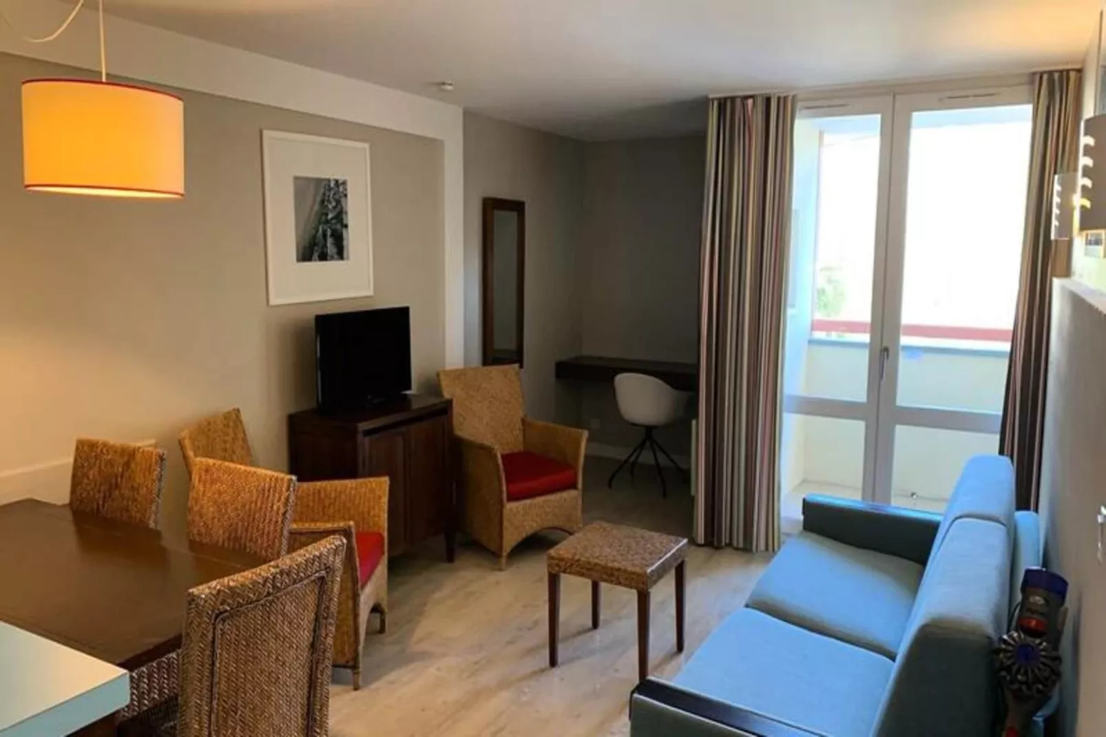 Résidence Bel Appartement 5 Pers Avec Piscine, Tennis Et Parking 236-Buitenkant zomer