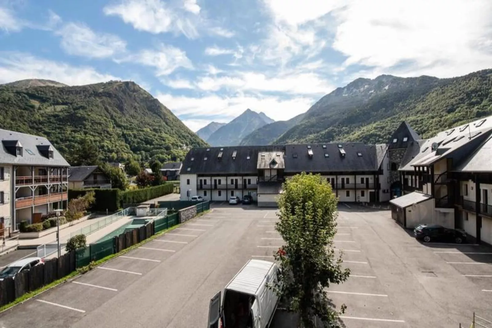 Résidence Village Des Thermes-Uitzicht zomer