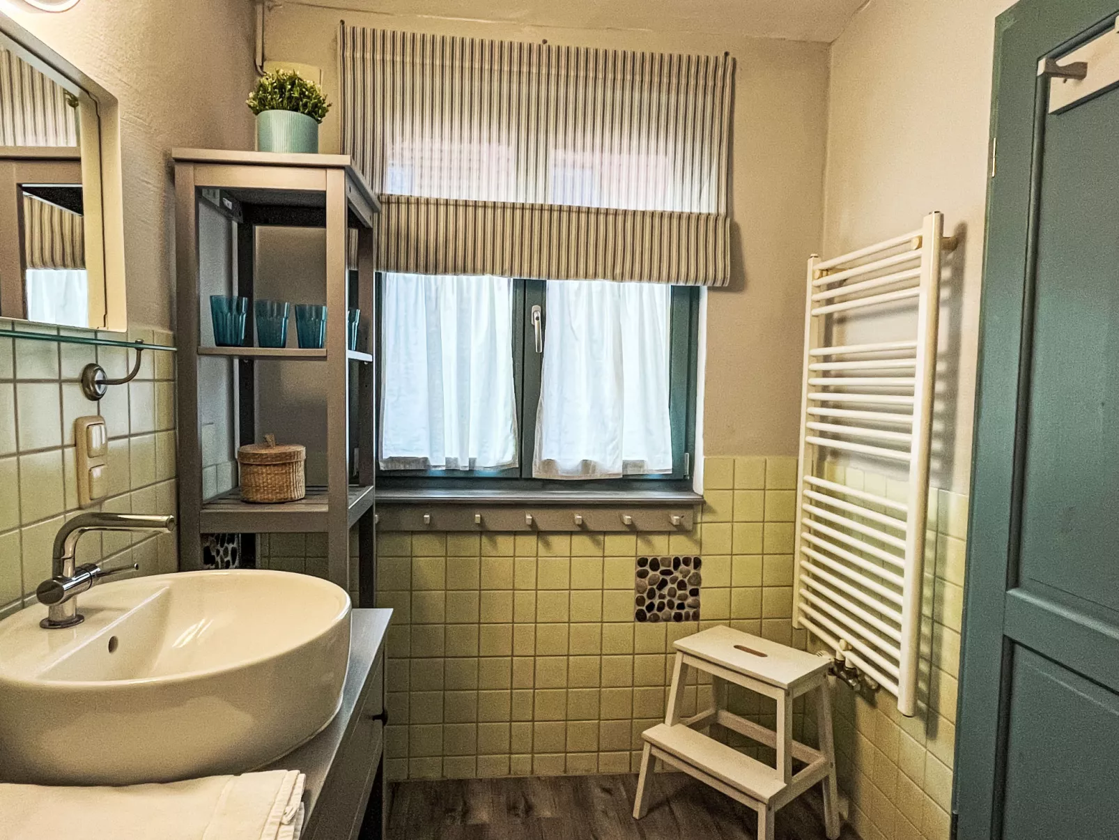 Reetgedecktes Ferienhaus Seelchen-Binnen