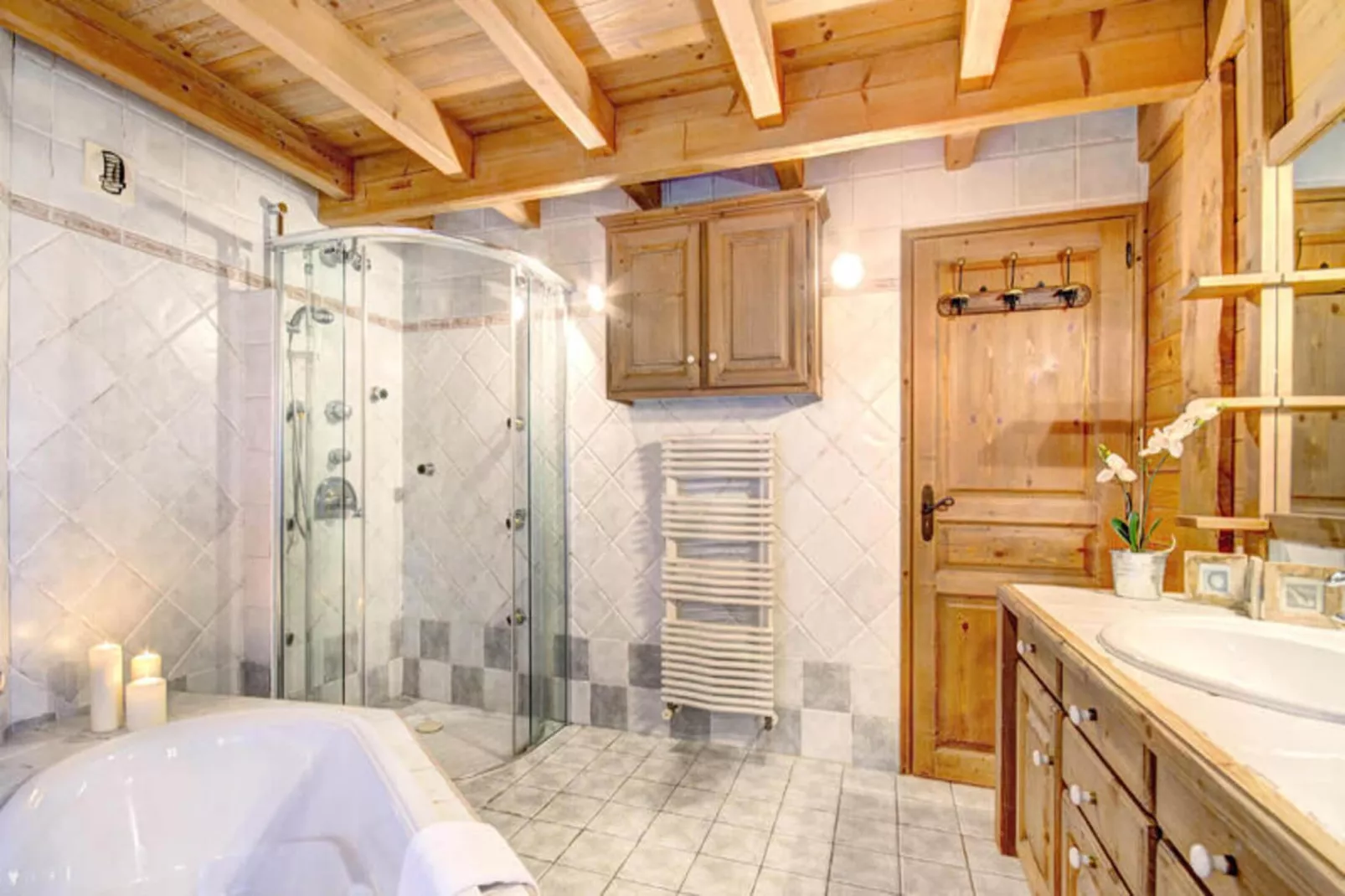 Résidence Lolana-Badkamer