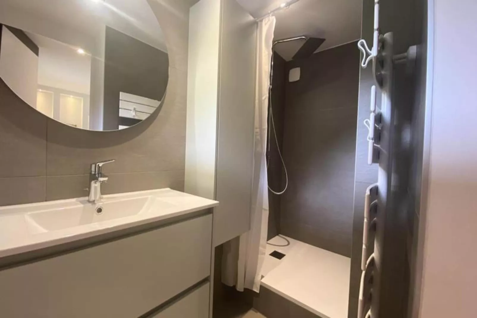 Résidence Beausite-Badkamer