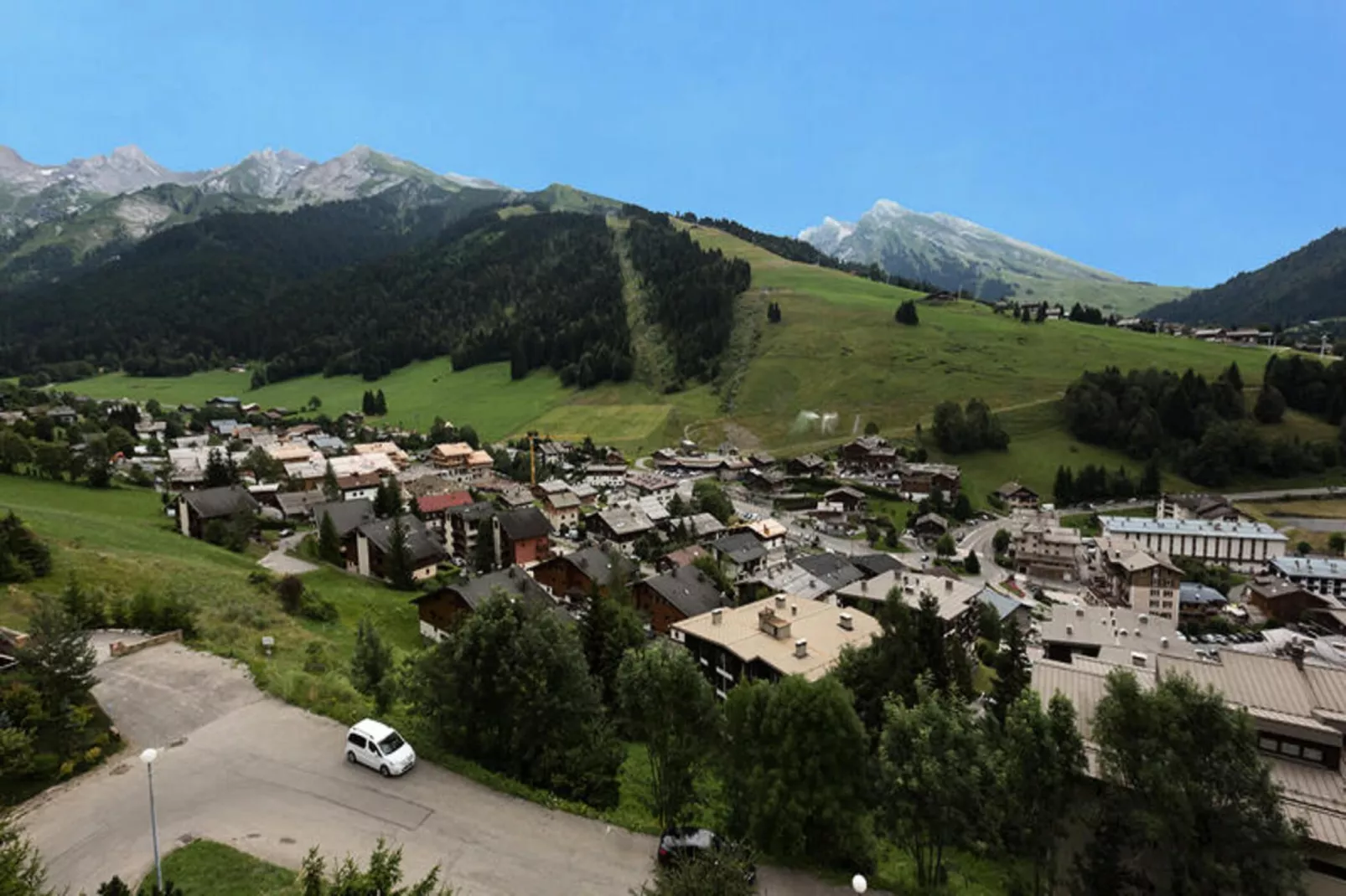Résidence Aiguille Verte-Buitenkant zomer
