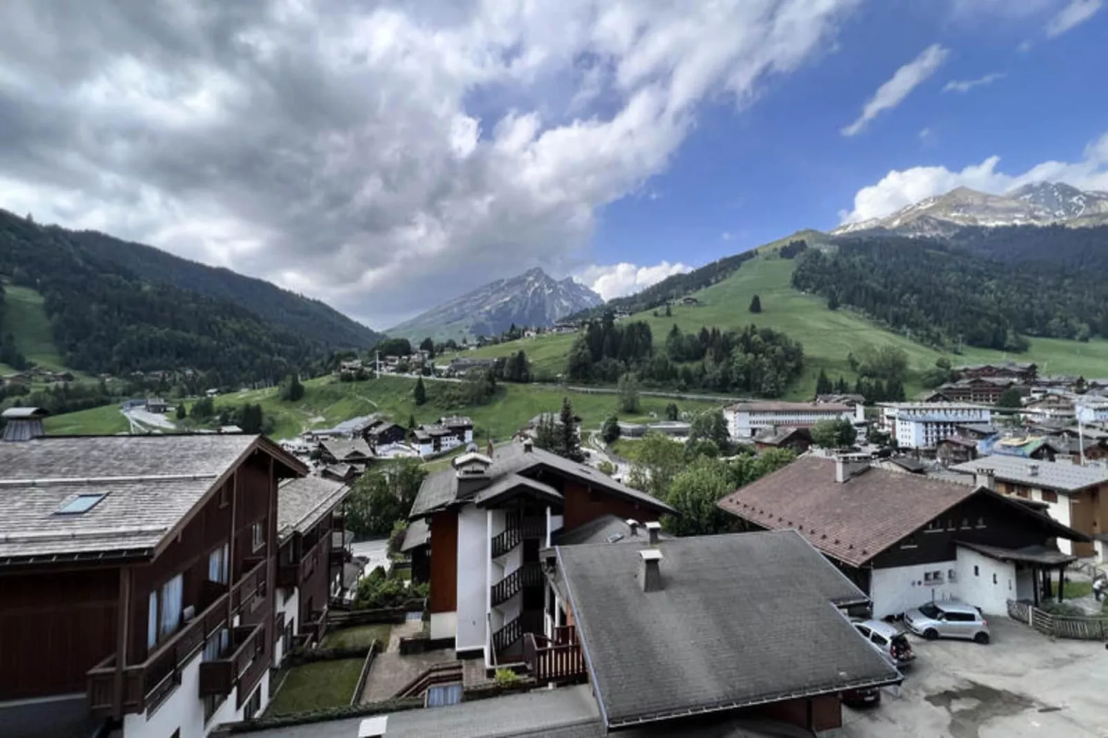 Studio à La Clusaz-Uitzicht zomer