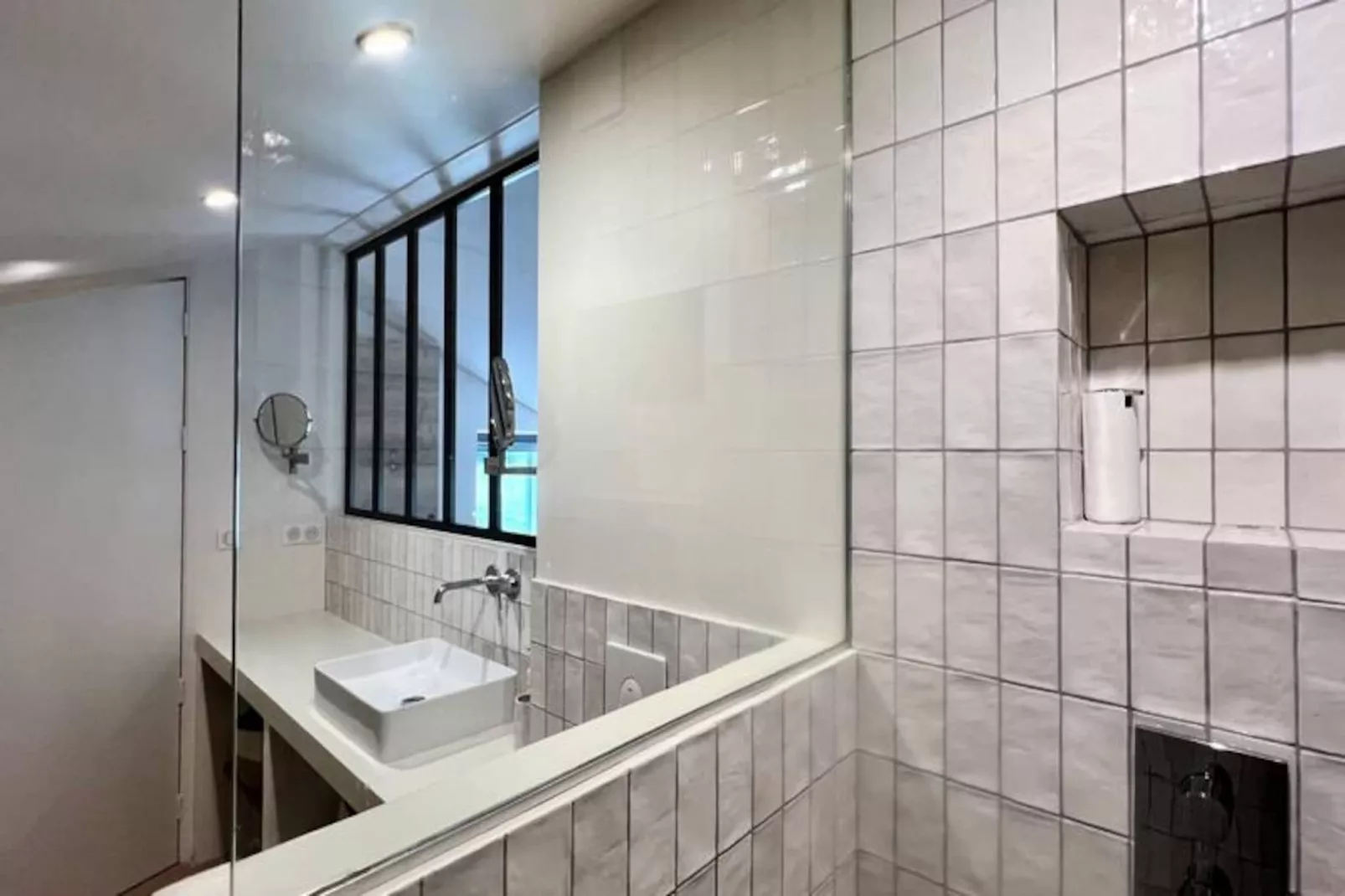 Mas Jas Du M&eacute;ou, Une &eacute;vasion Proven&ccedil;ale-Image-tags.