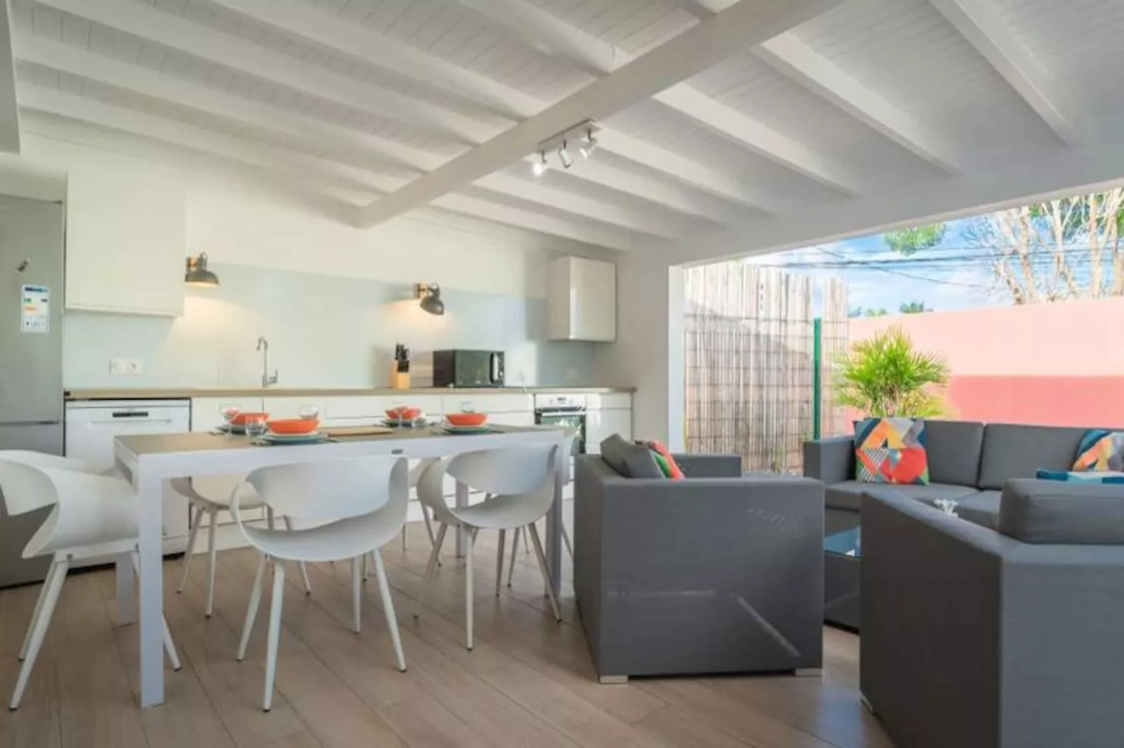 Villa Passion-Image-tags.