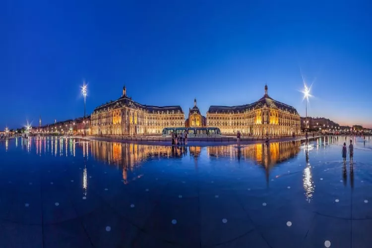 Magnifique Et Lumineux T3 De Charme Aux Quinconces Id&eacute;al Pour 4 Personnes-Gebieden zomer 5km