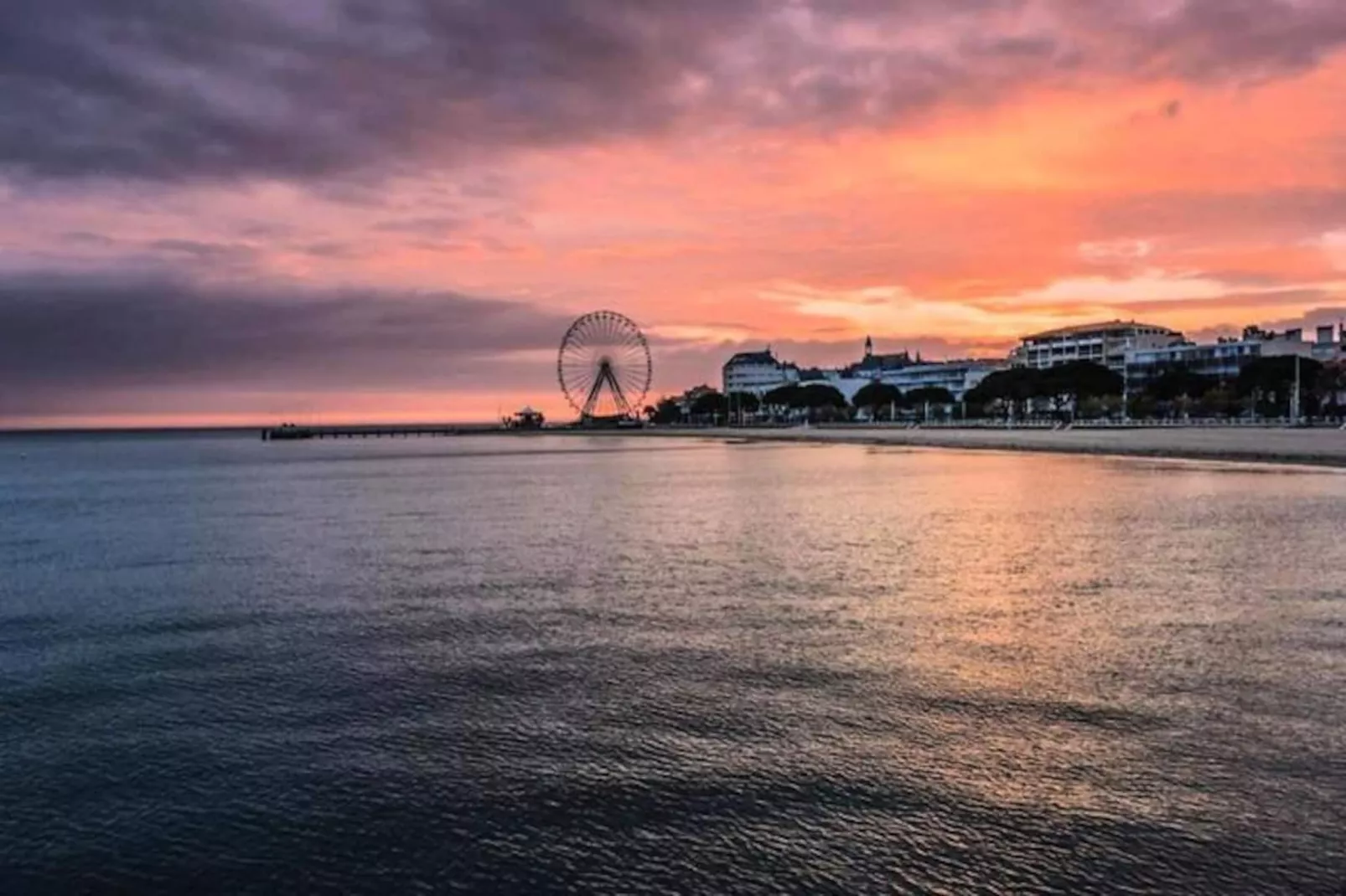 Superbe Studio R&eacute;nov&eacute; Pour 3 Personnes En 1&egrave;re Ligne Au C&oelig;ur D'arcachon-Image-tags.