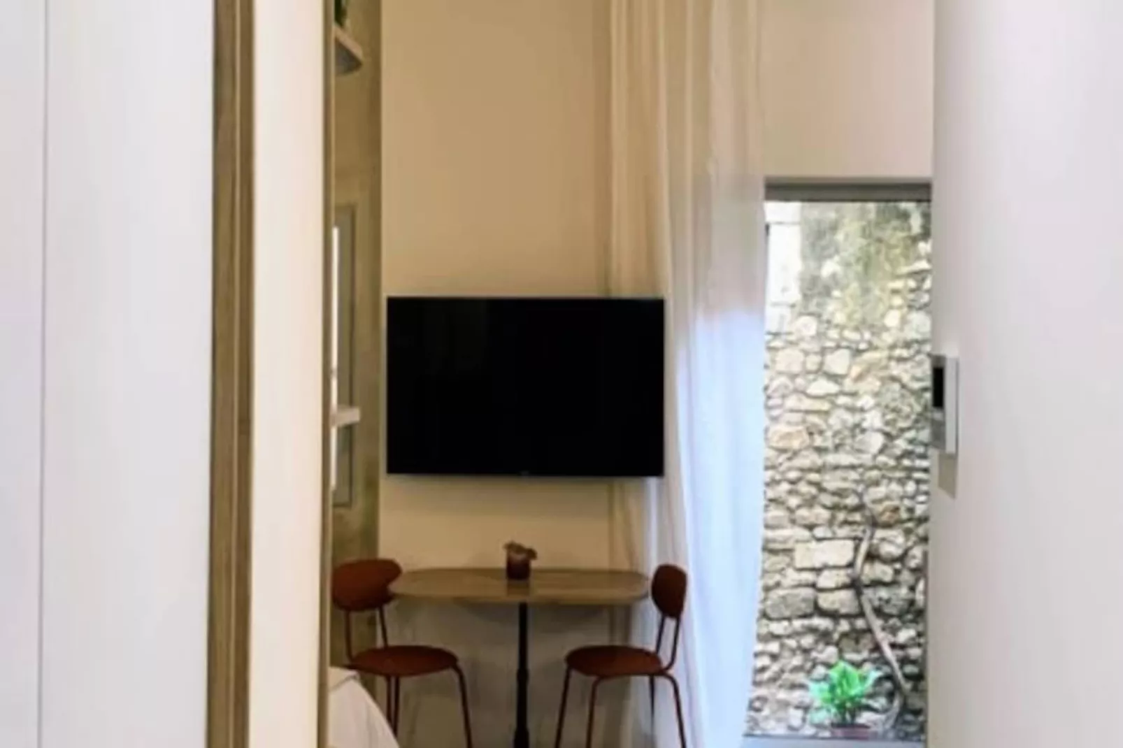 Home Chic Home - Les Suites De La Com&eacute;die - Suite4-Image-tags.