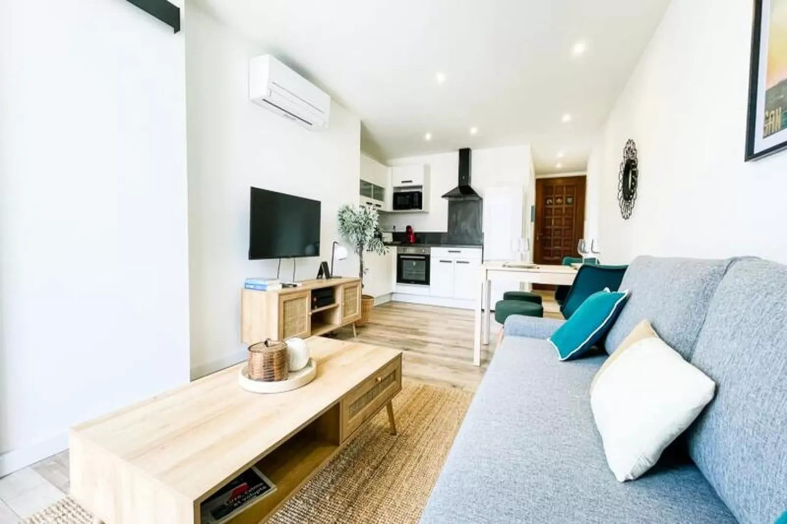 Le T2 Lumineux En Hyper-centre Pi&eacute;ton 🌞-Woonkamer