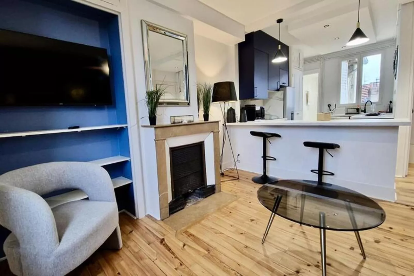 | Le Blue Revol  💡| R&eacute;nov&eacute;, Tout &eacute;quip&eacute;-Woonkamer