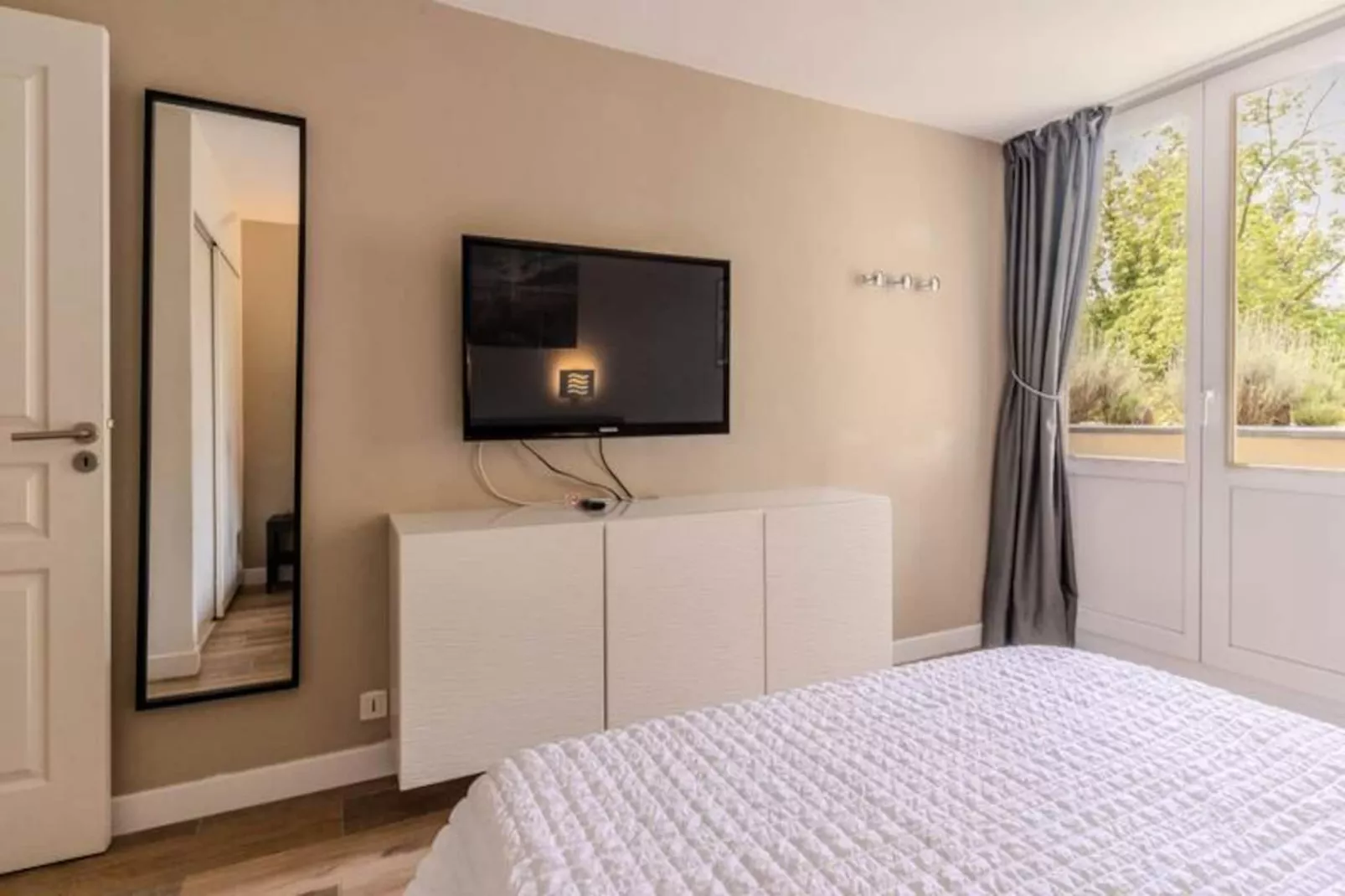 Résidence Tr&egrave;s Bel Appartement Pour 5 Pers Au Coeur Du Parc &eacute;questre Du Touquet.-Image-tags.