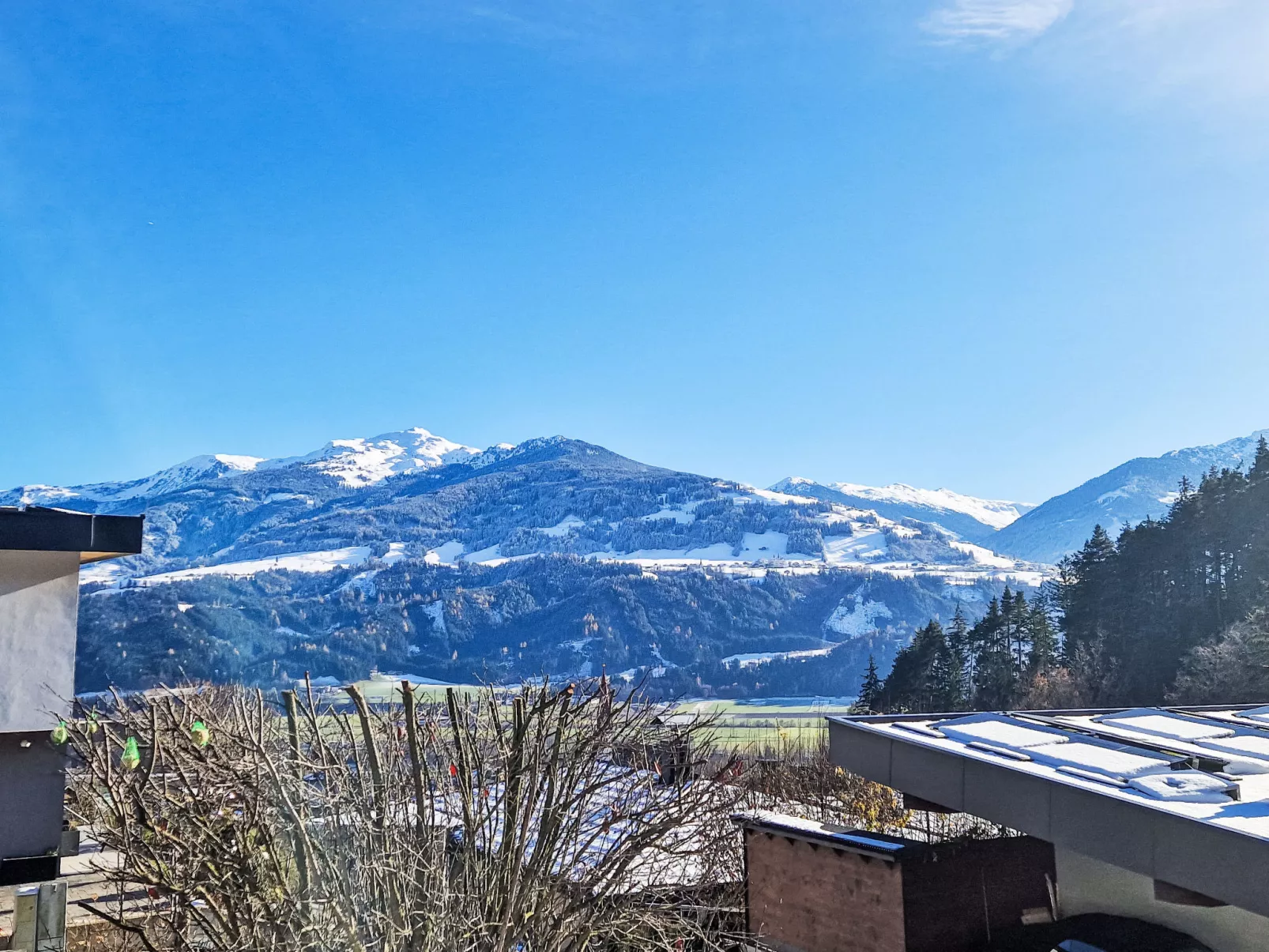 The Rock Design-Buiten