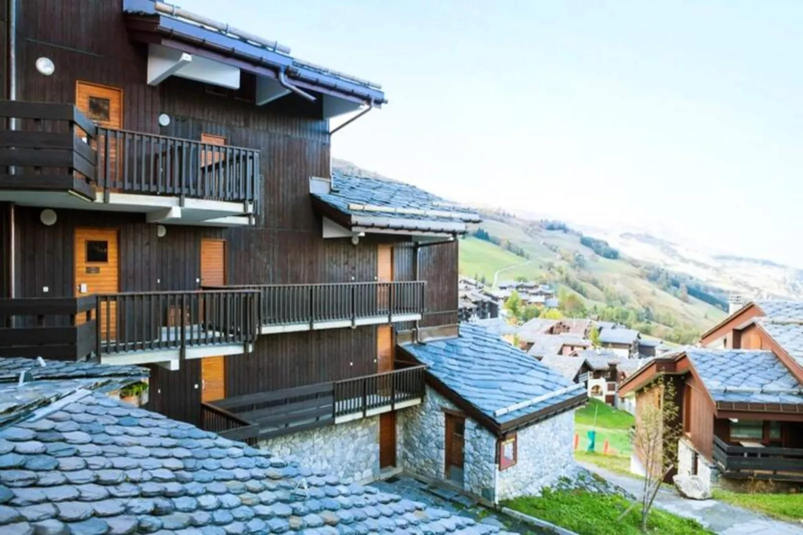 Quartier Crève Cœur - maeva Home-Uitzicht zomer