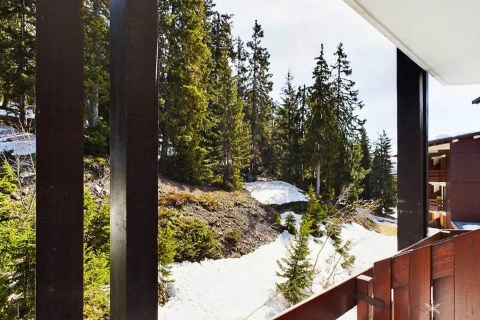 Résidence Bouquetins A-Buitenkant zomer