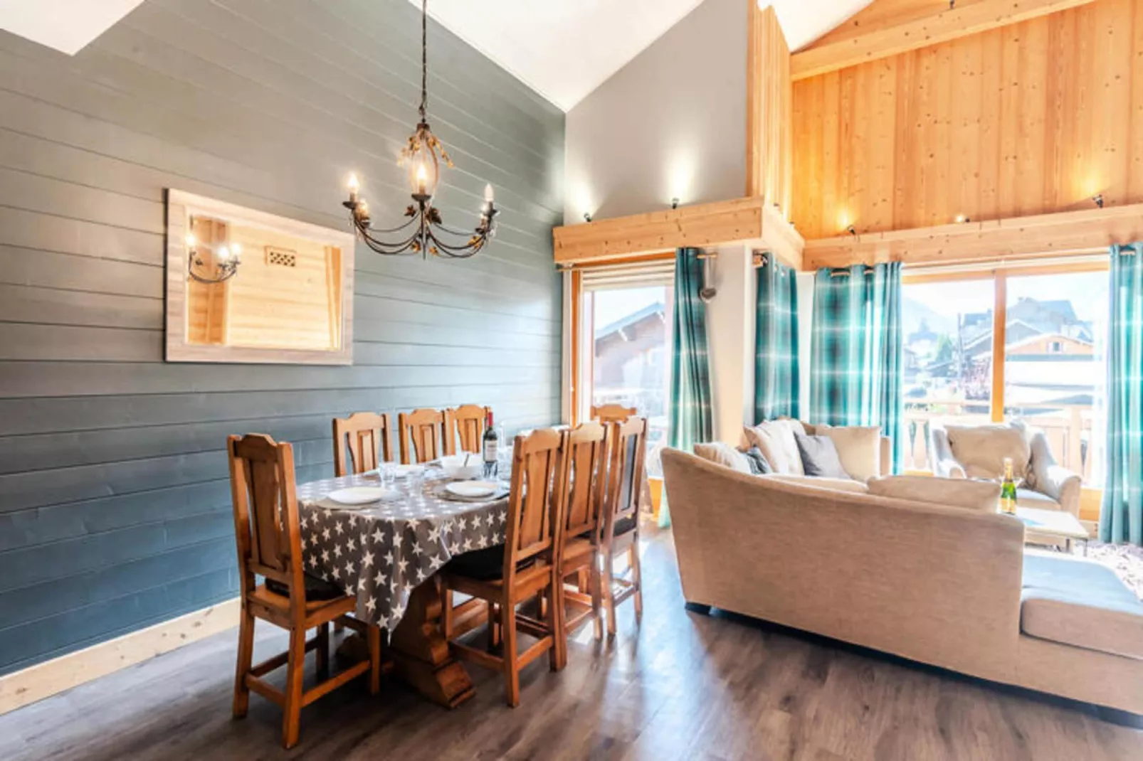 Résidence Les Cordettes-Buitenkant zomer