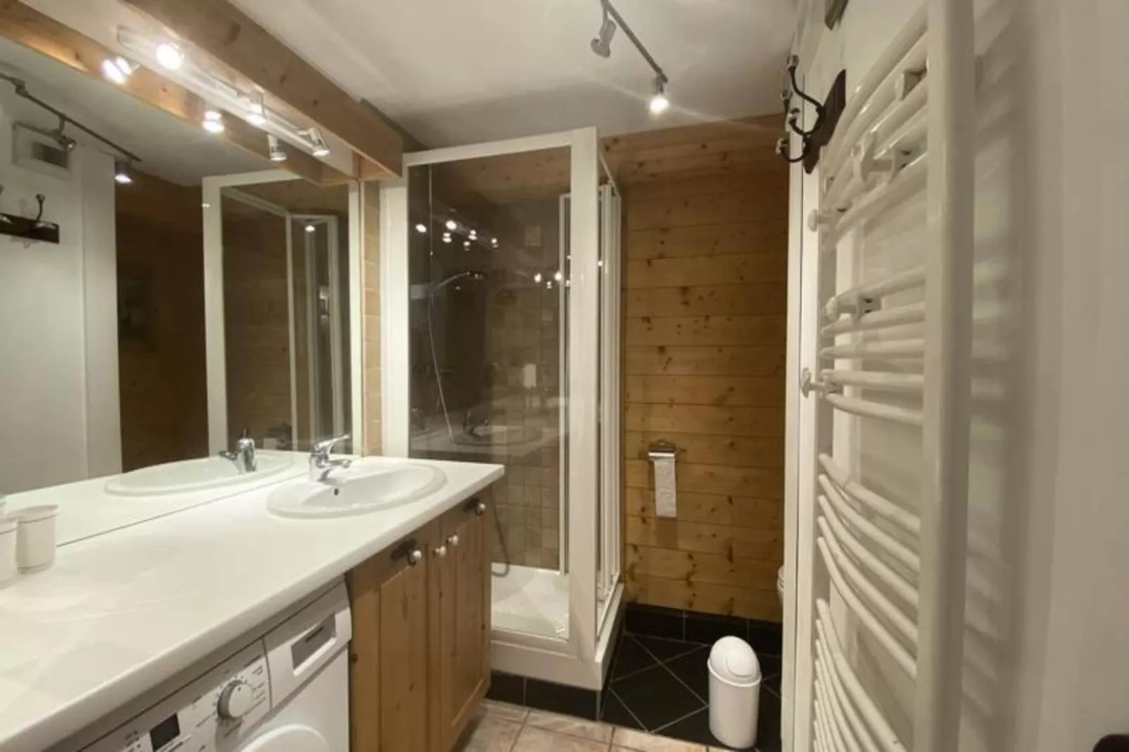 Résidence Beausite-Badkamer