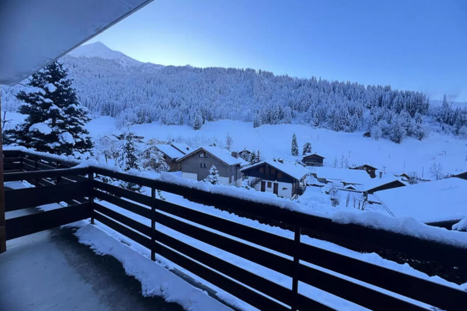 Chalets à La Clusaz-Gebied winter 1km