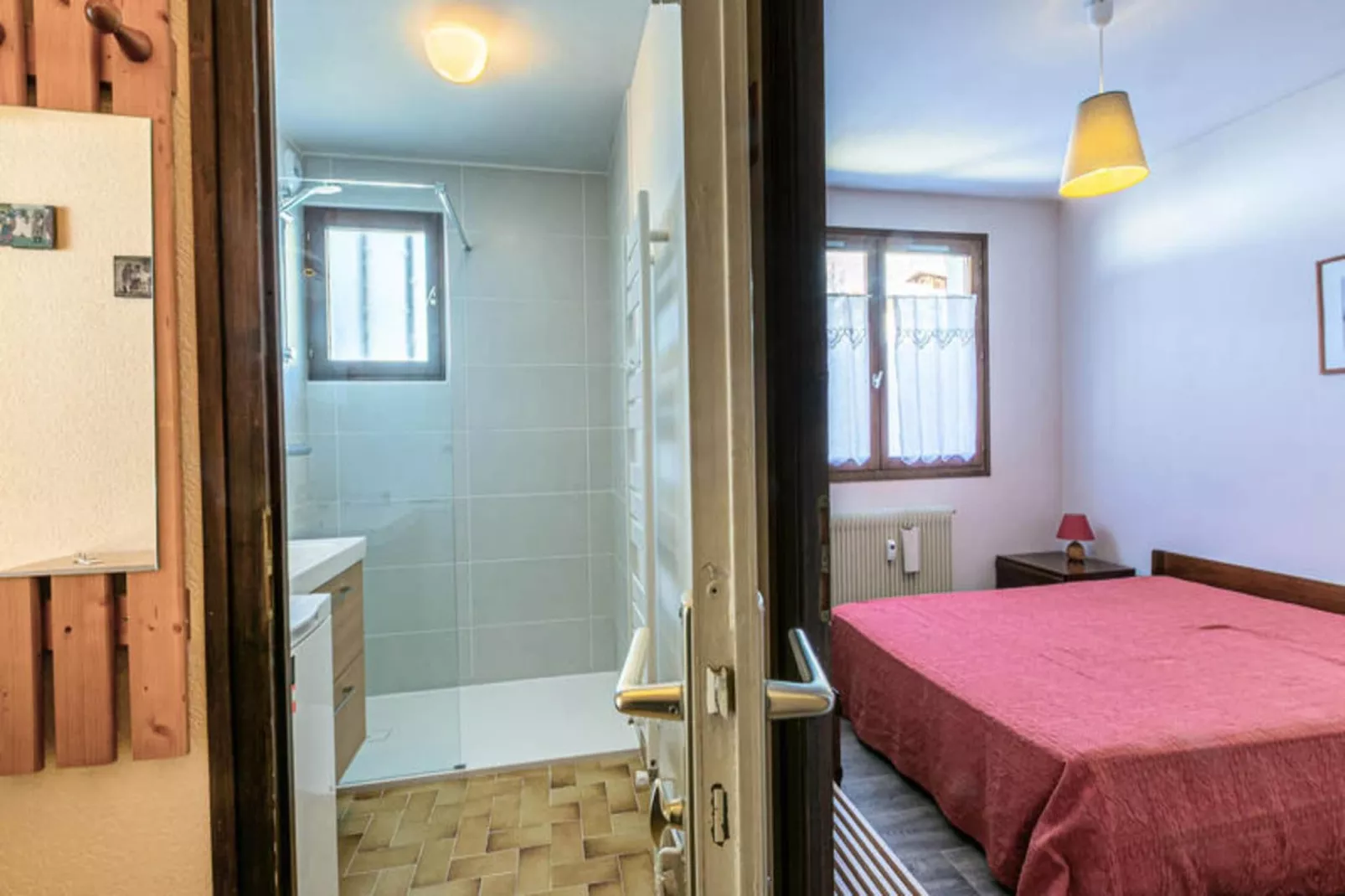 Résidence Mont-fernuy-Badkamer