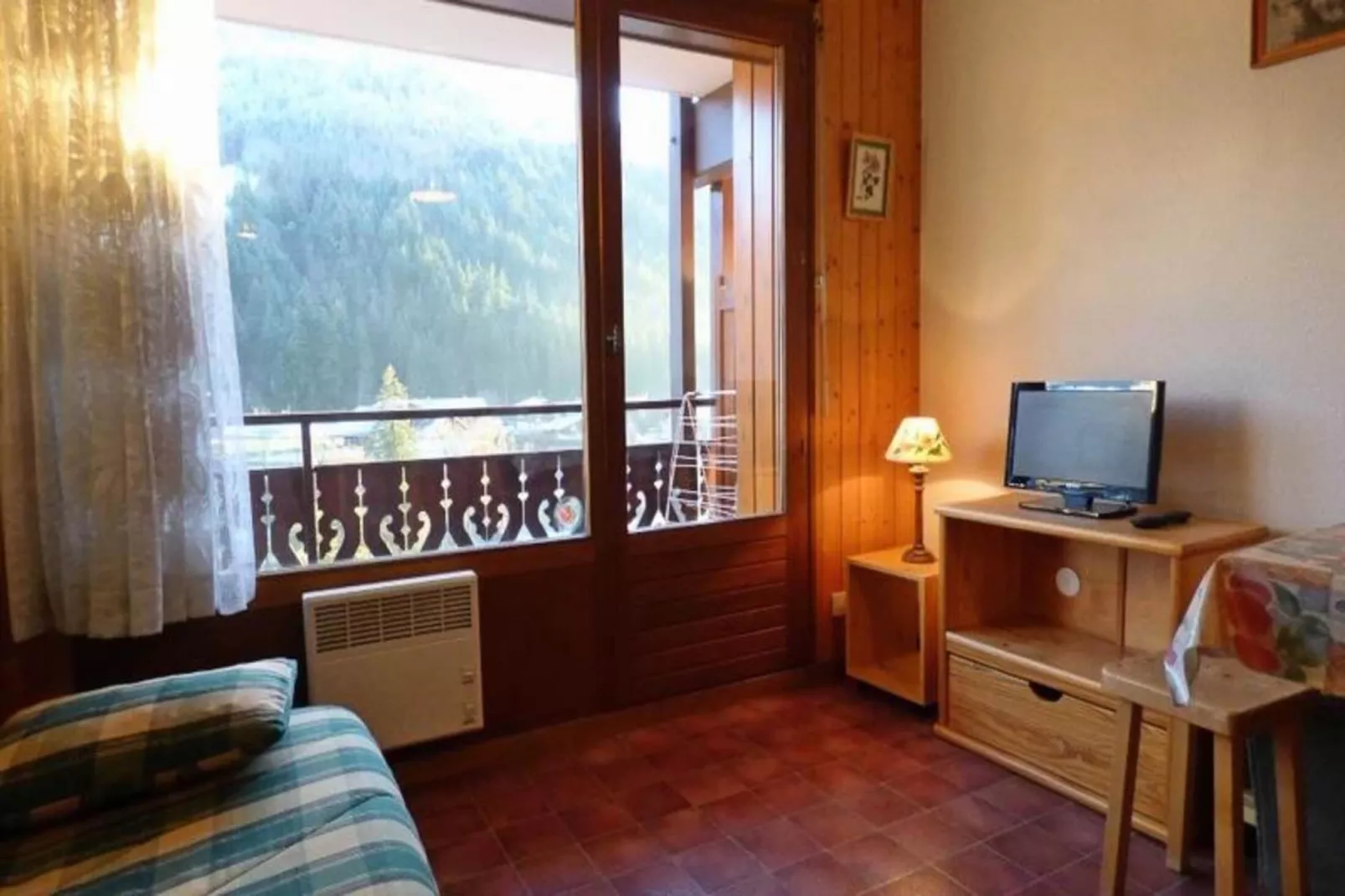 Résidence Cornillon A-Buitenkant zomer