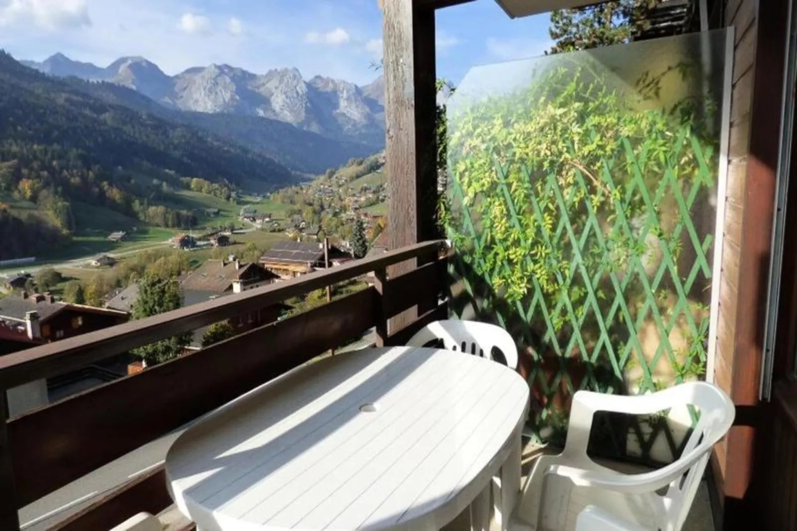 Chalet Rayjeanne-Buitenkant zomer